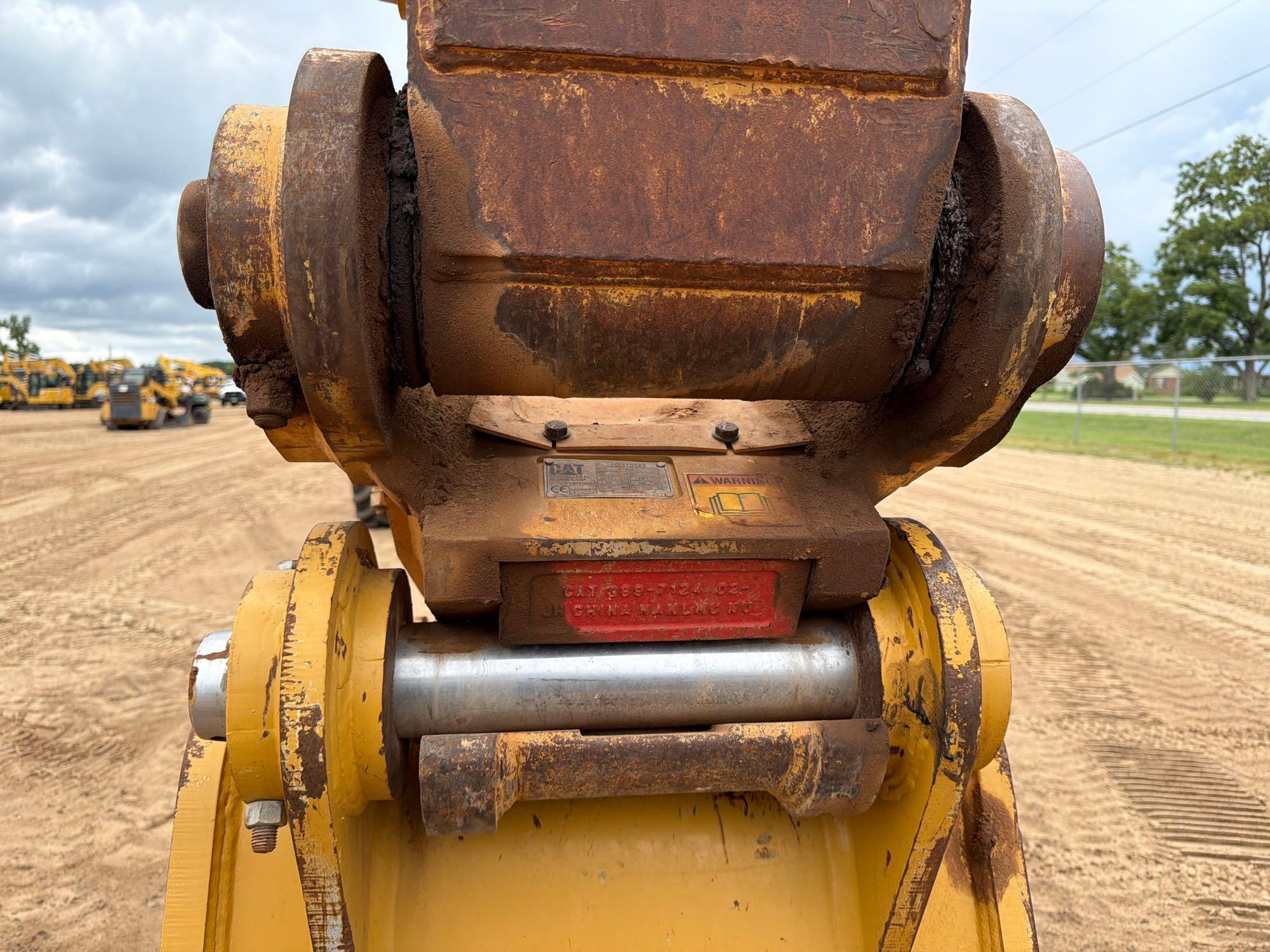 2019 Caterpillar 323