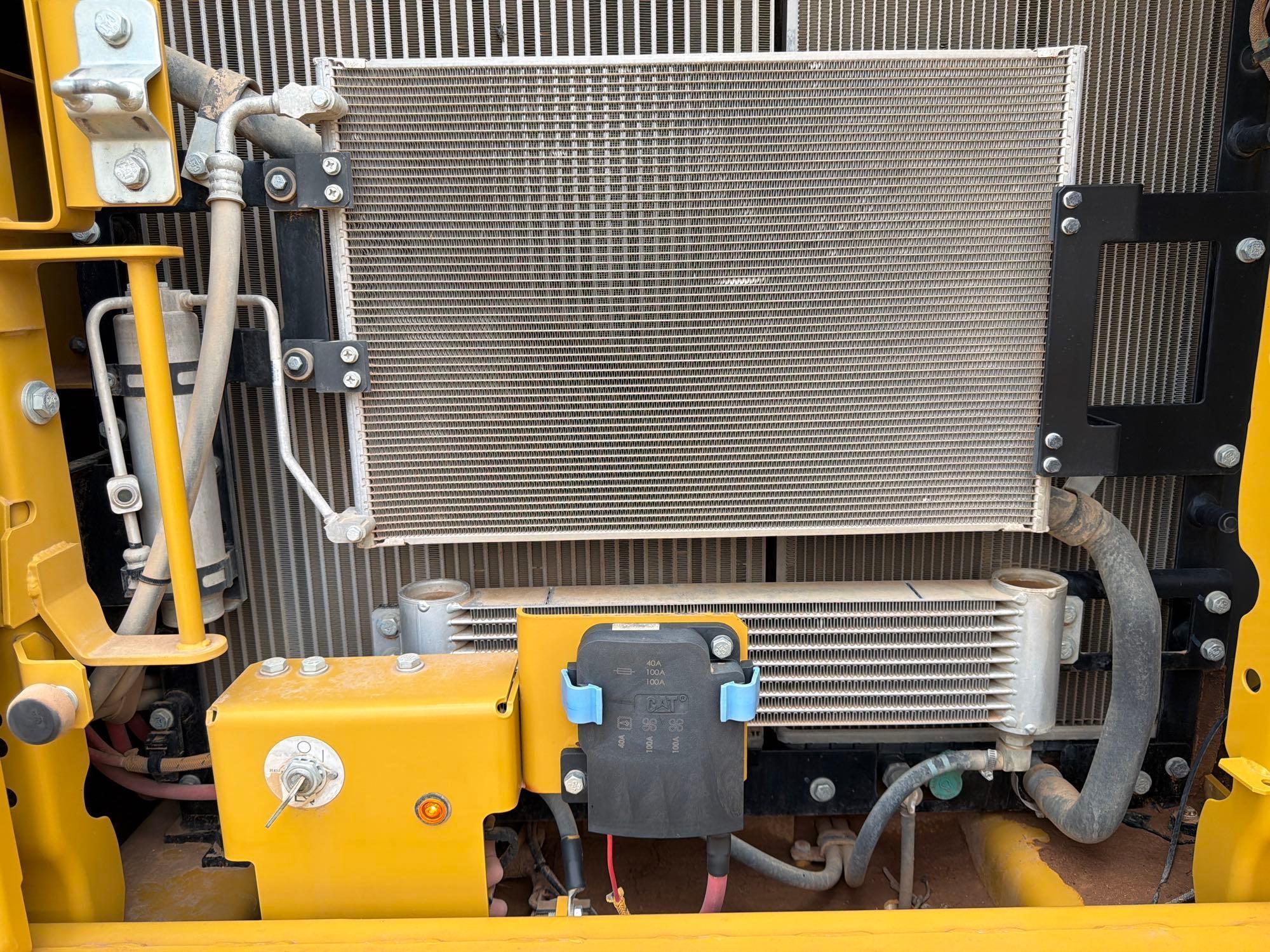 2019 Caterpillar 323