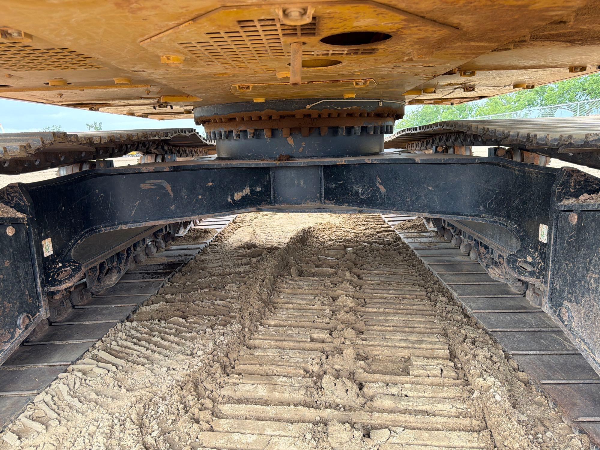 2019 Caterpillar 323