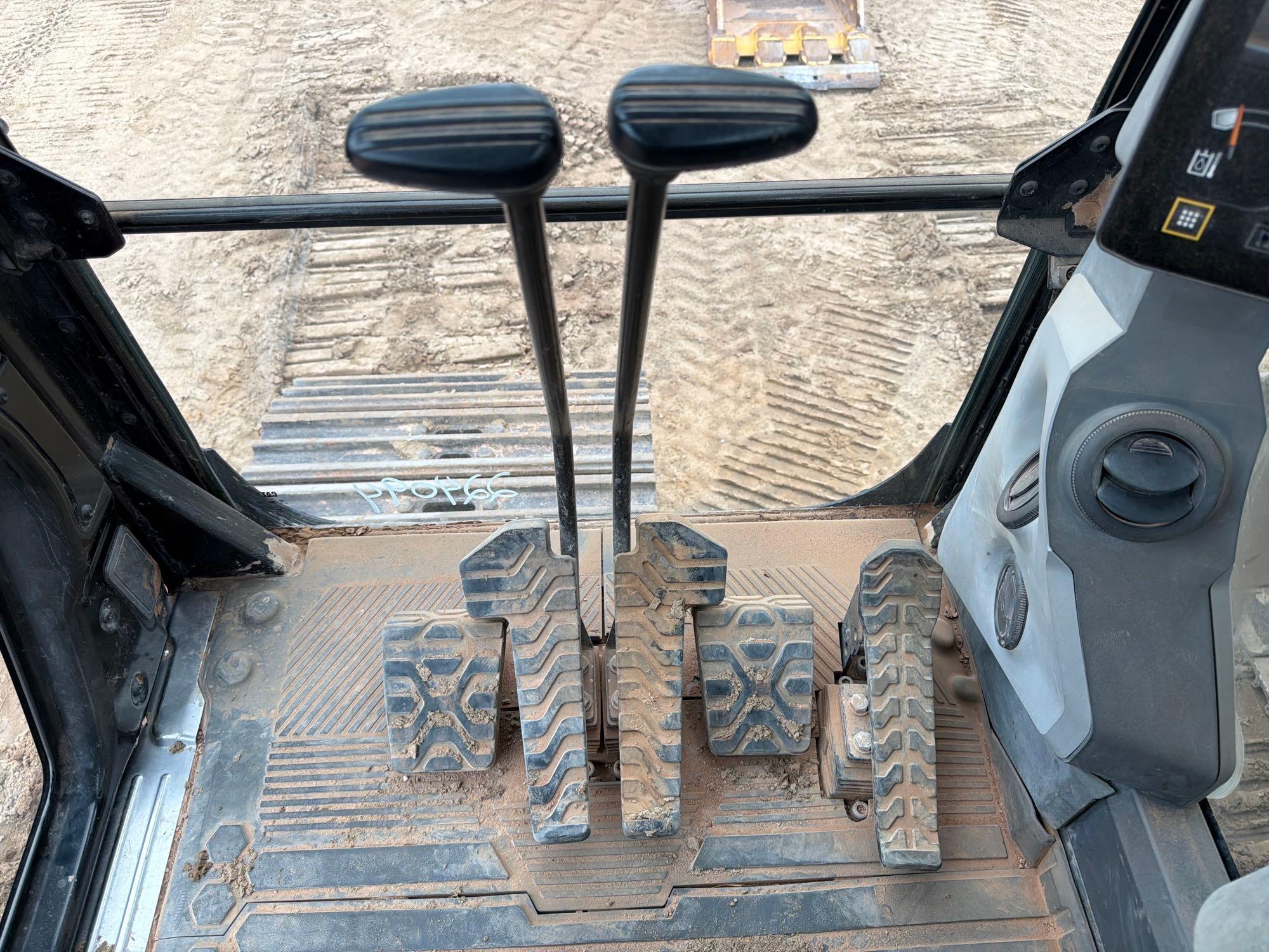 2019 Caterpillar 323