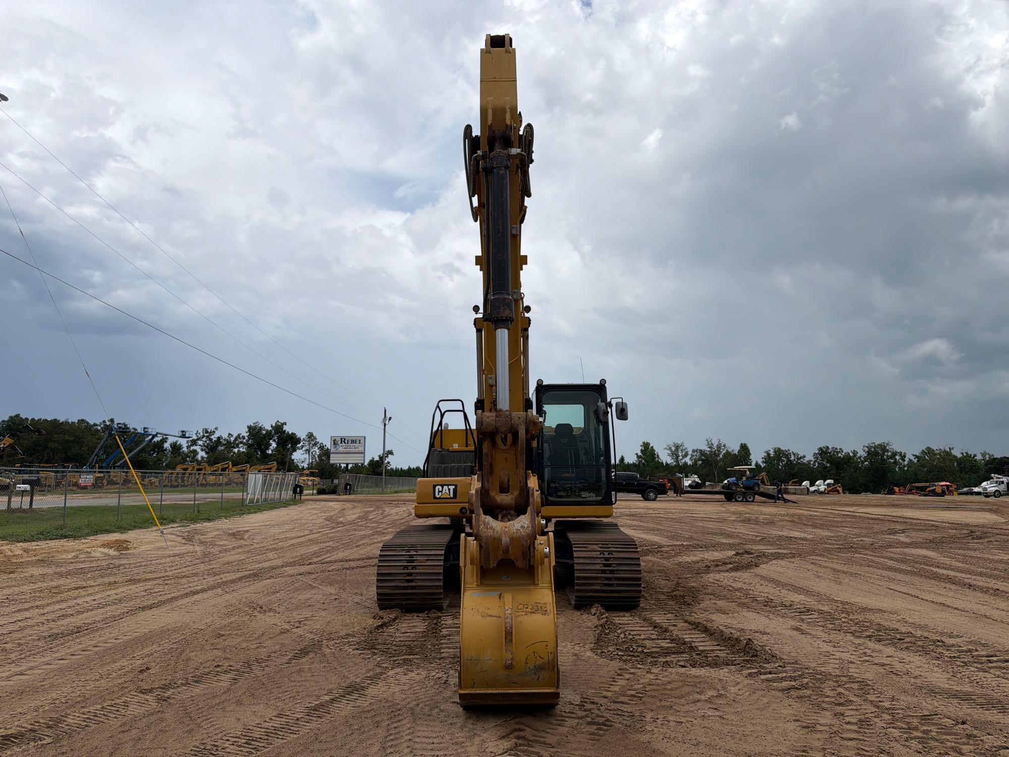 2019 Caterpillar 323