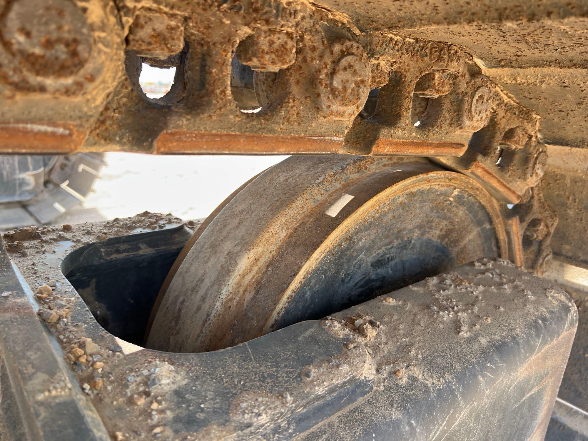 2022 Caterpillar 320