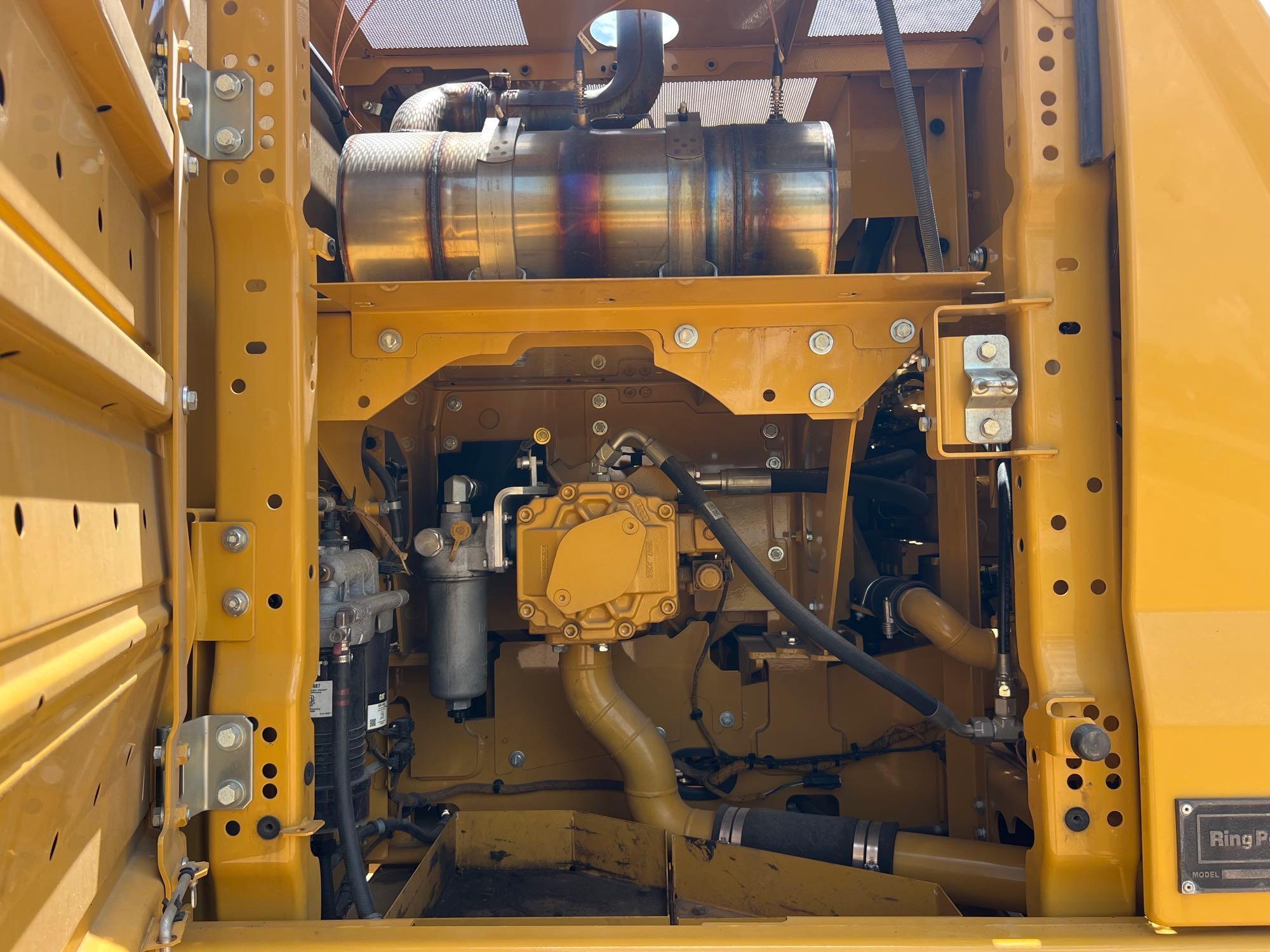 2022 Caterpillar 320
