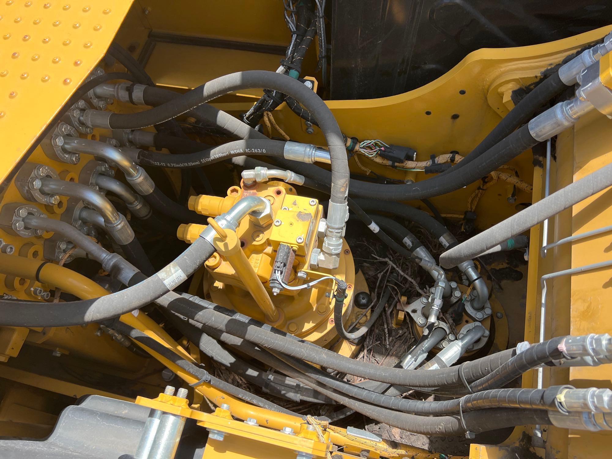 2022 Caterpillar 320
