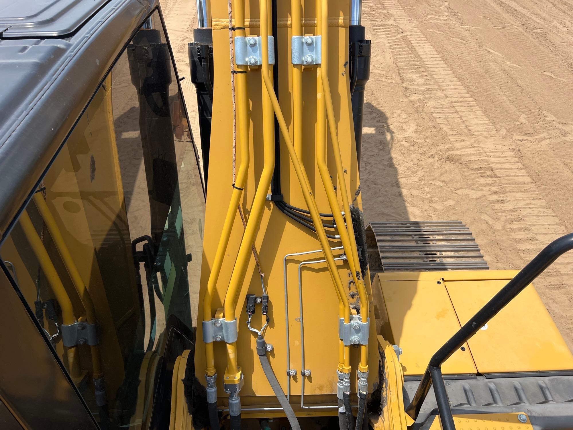 2022 Caterpillar 320
