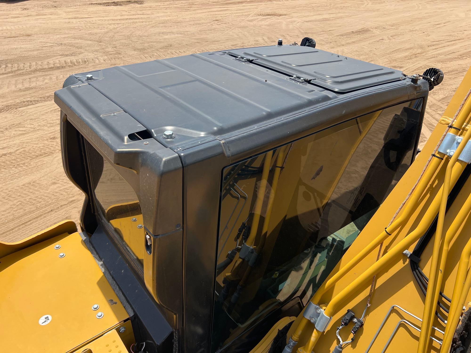2022 Caterpillar 320