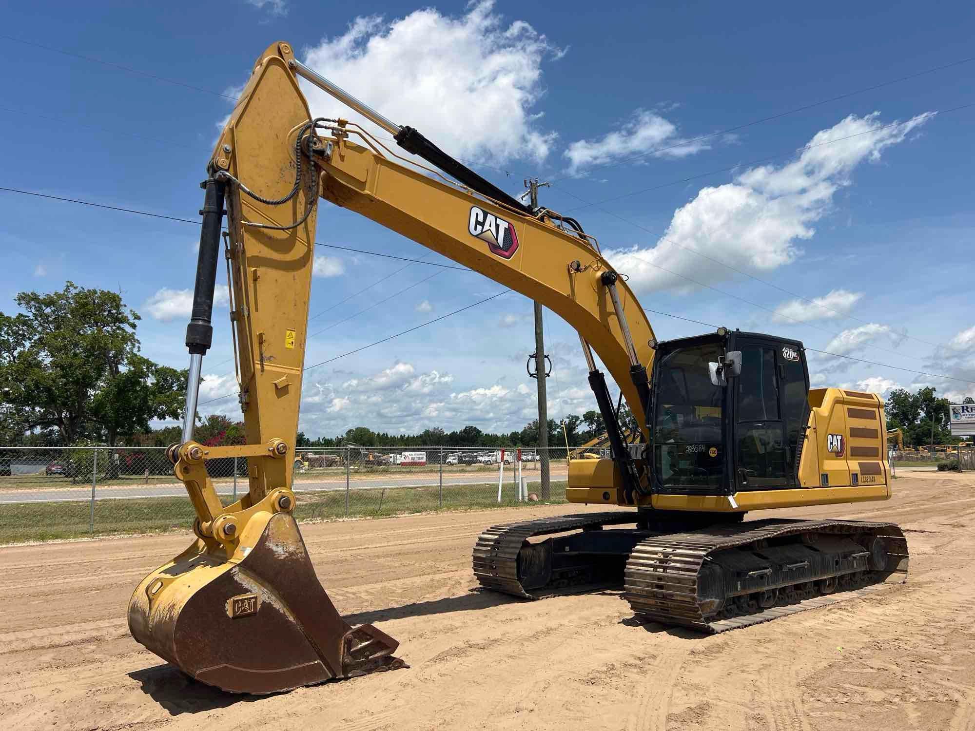 2022 Caterpillar 320