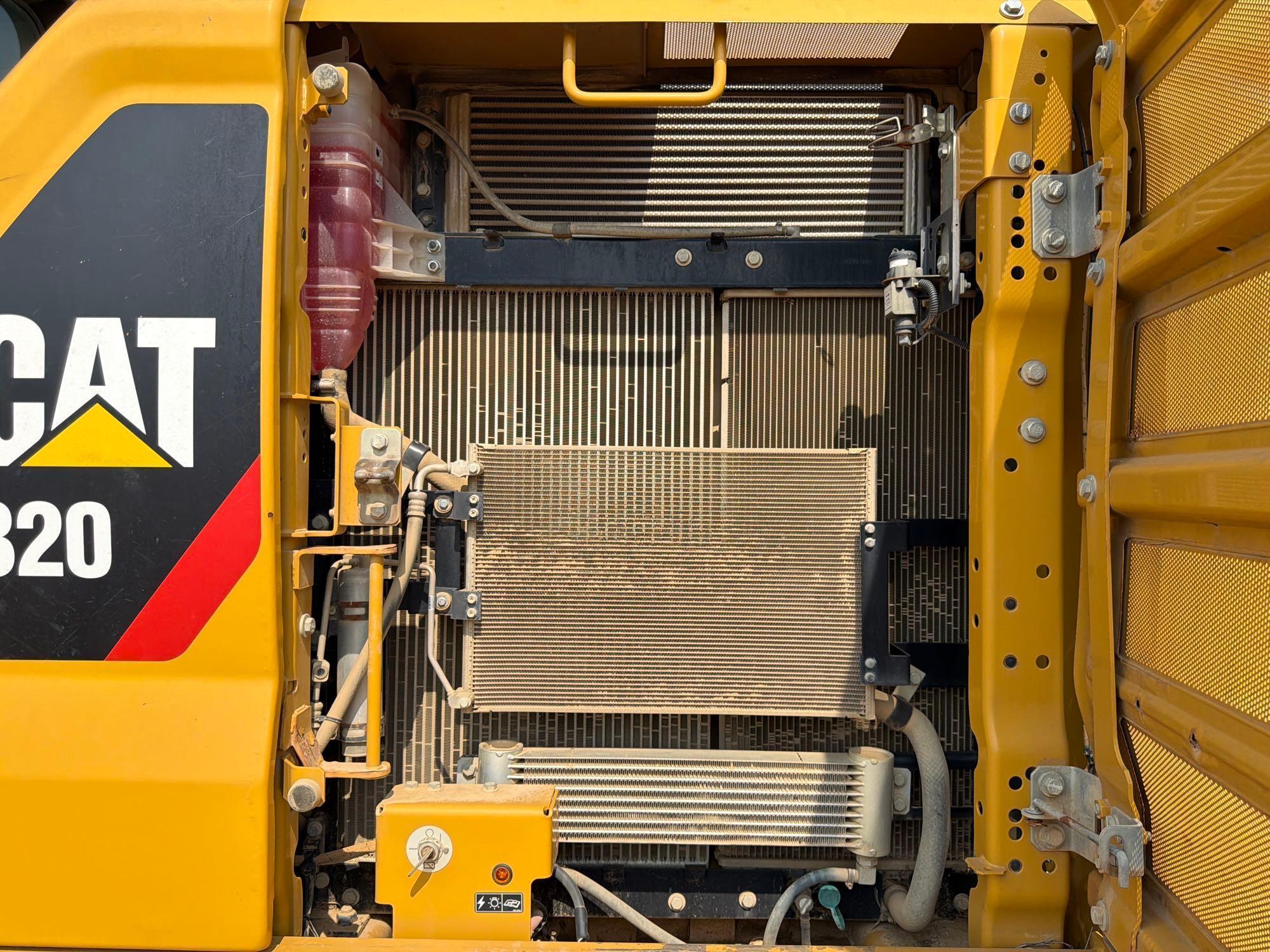 2019 Caterpillar 320