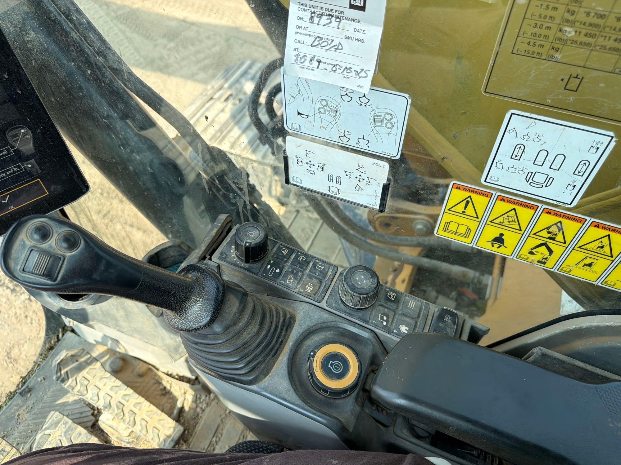 2019 Caterpillar 320