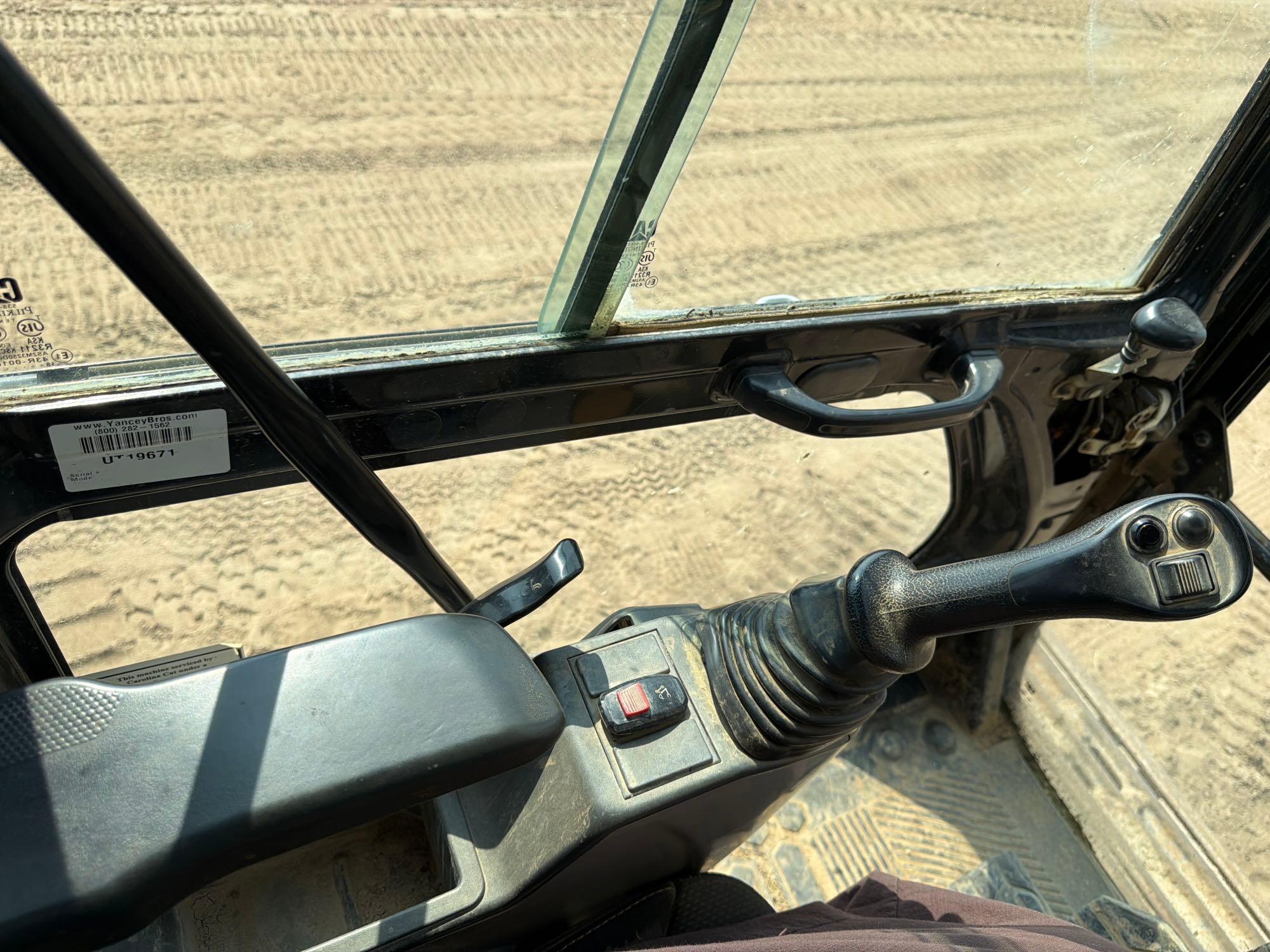 2019 Caterpillar 320
