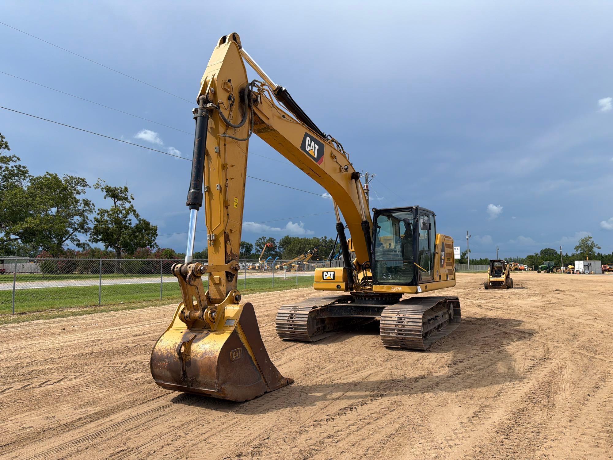 2019 Caterpillar 320