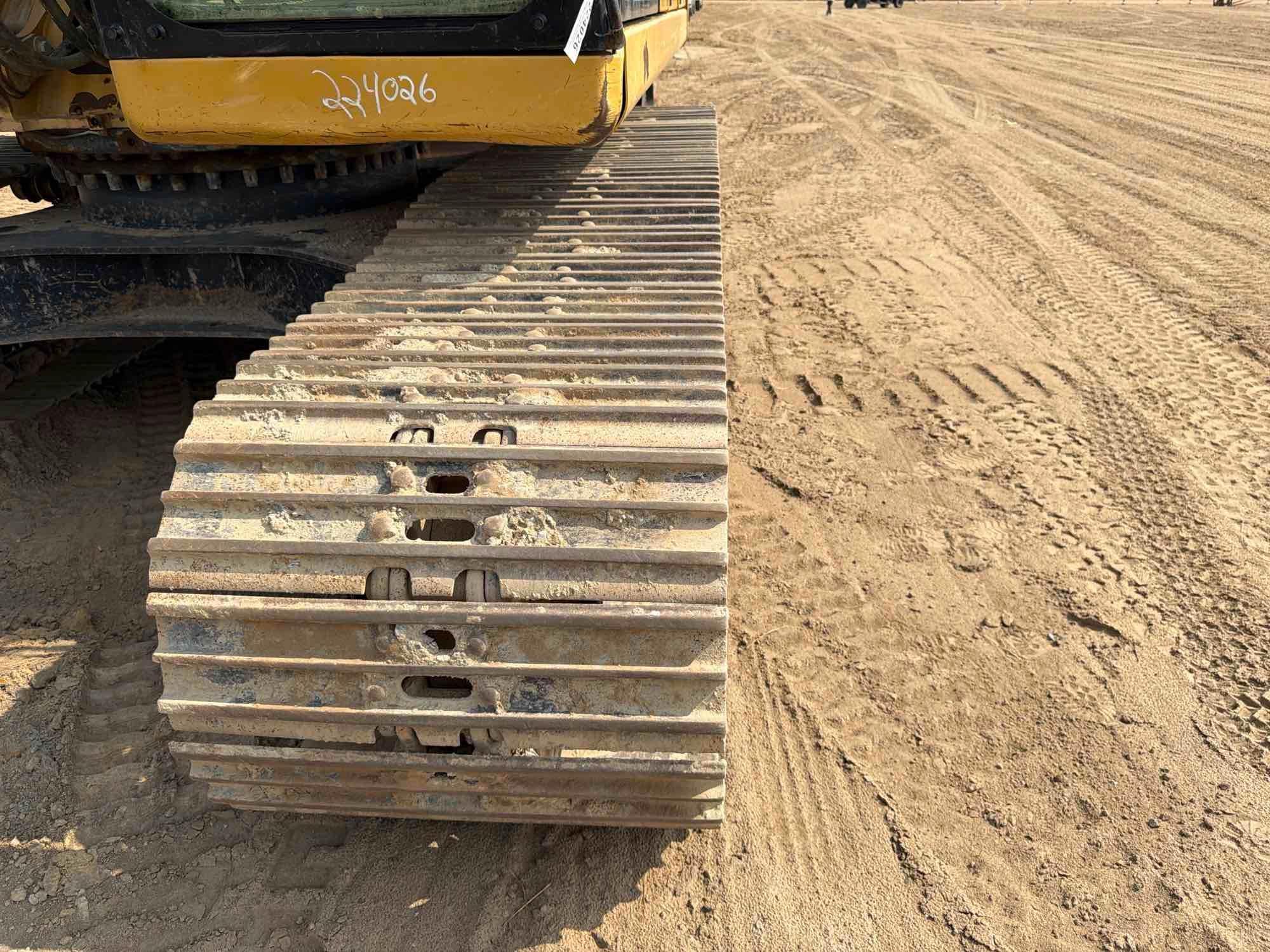 2019 Caterpillar 320
