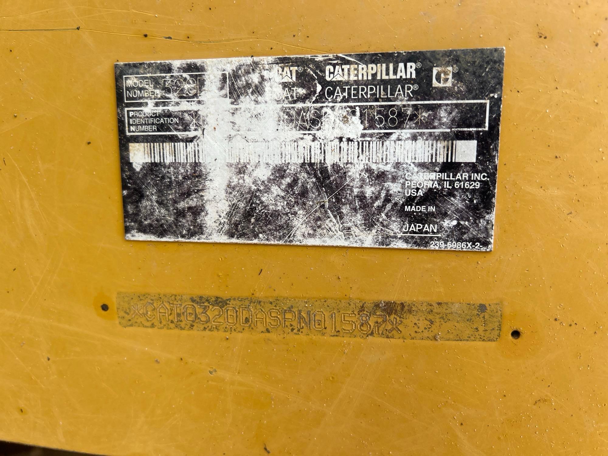 2011 Caterpillar 320DL