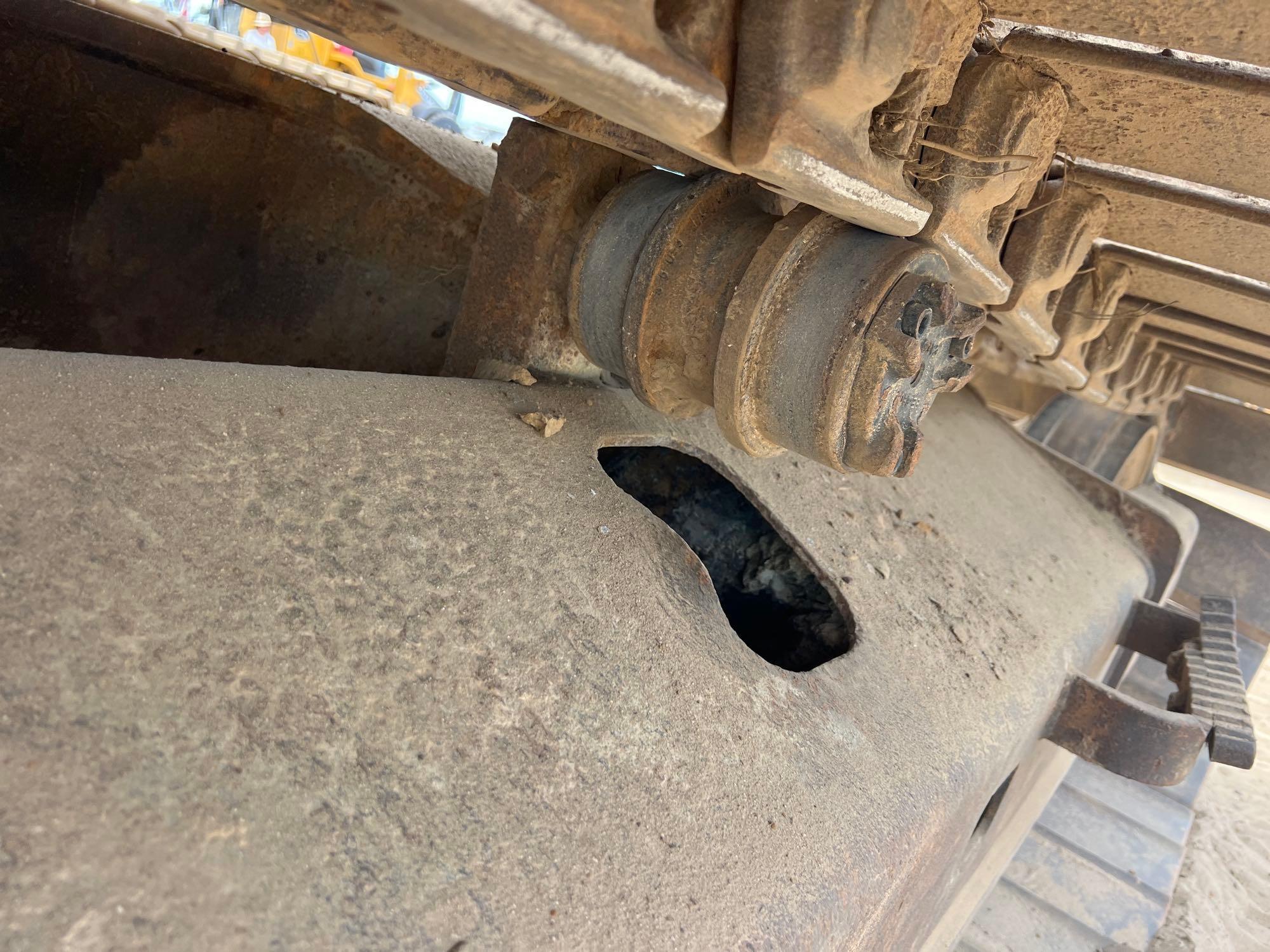 2011 Caterpillar 320DL