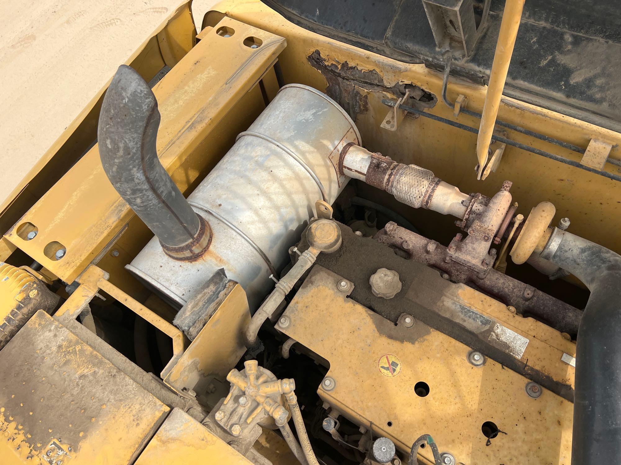 2011 Caterpillar 320DL