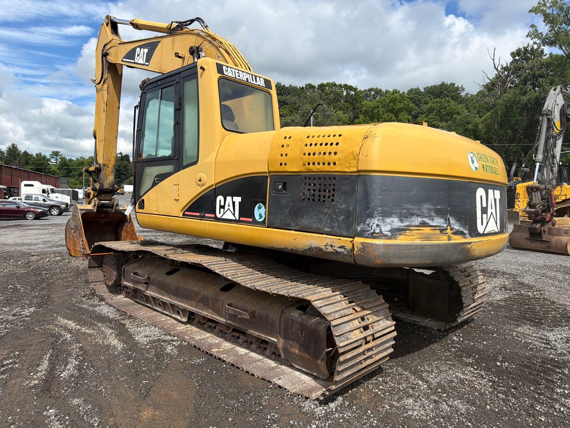 2003 Caterpillar 320C L