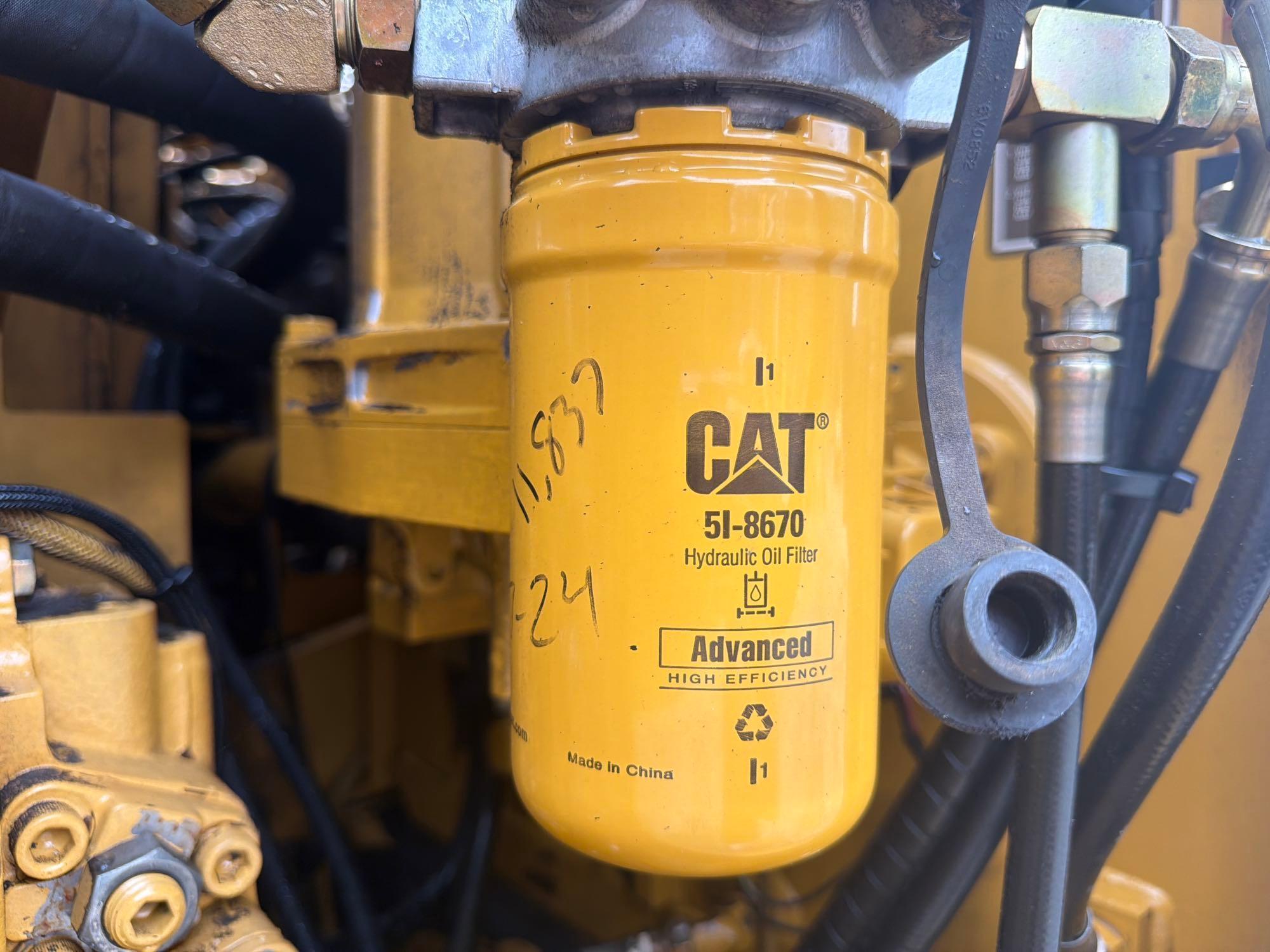 2003 Caterpillar 320C L