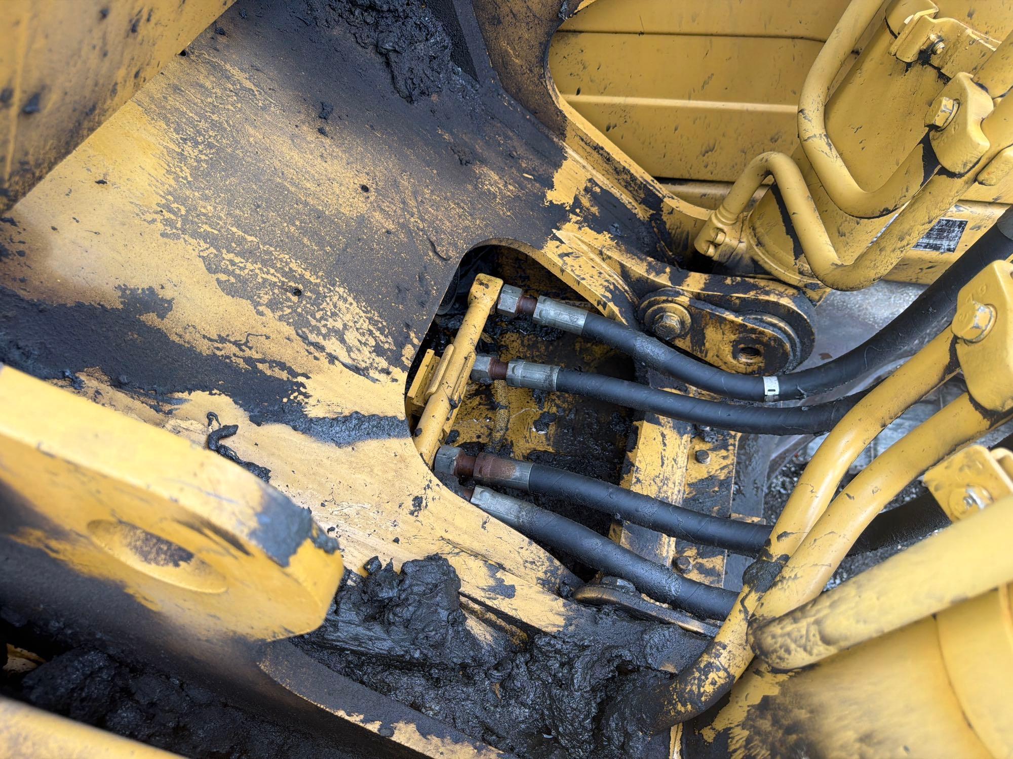 2003 Caterpillar 320C L