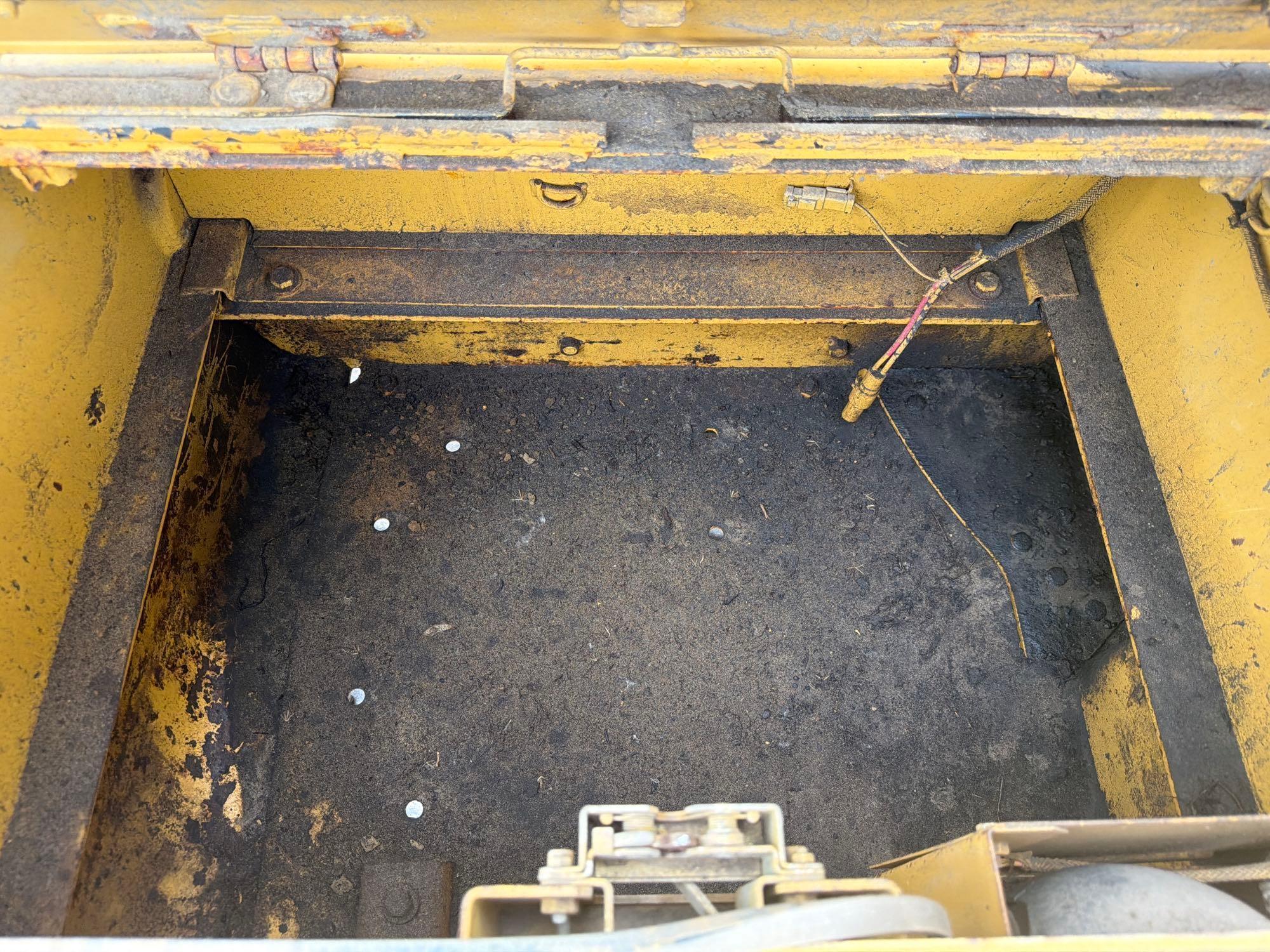 2003 Caterpillar 320C L