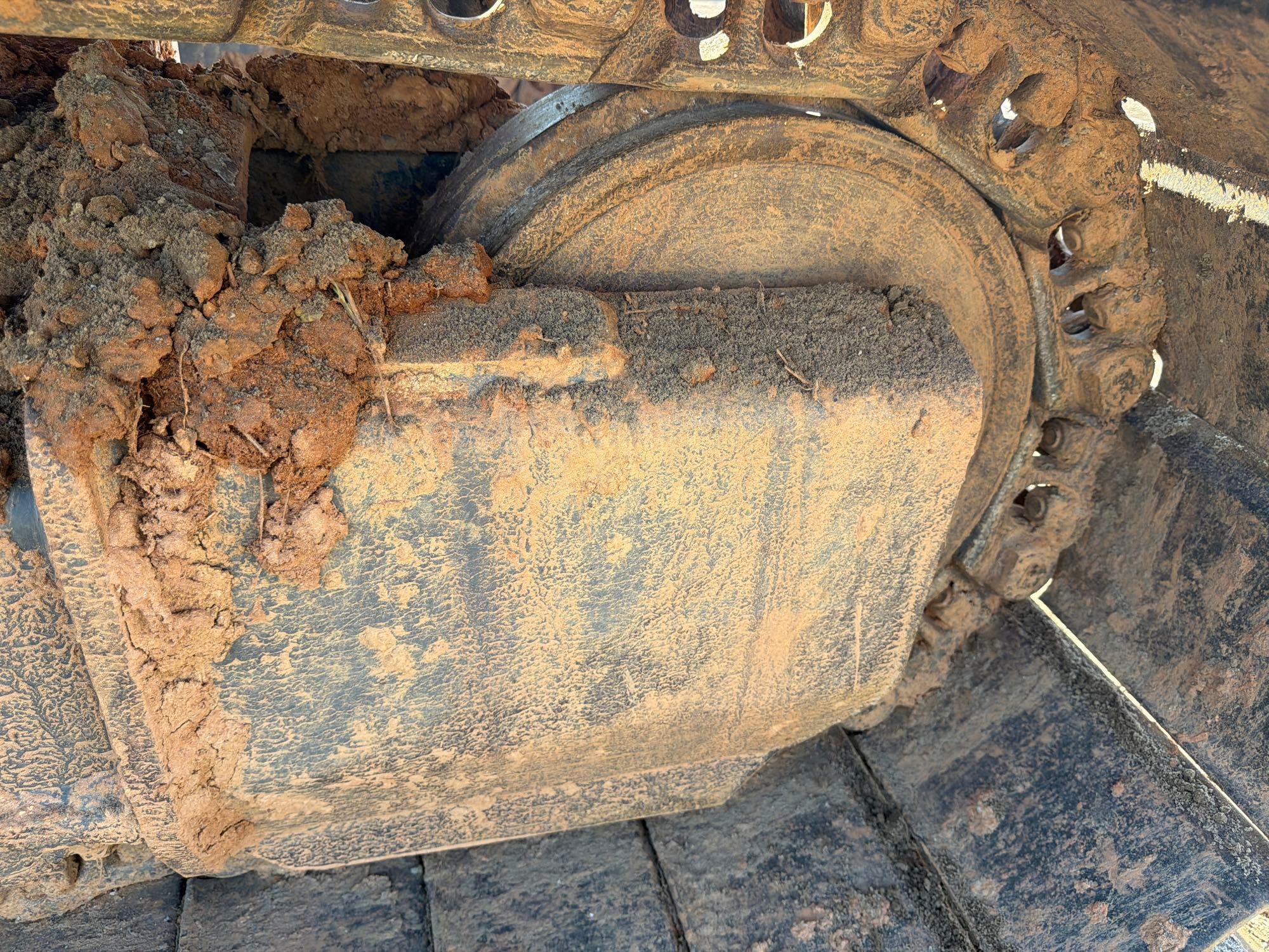 2023 Volvo EC200