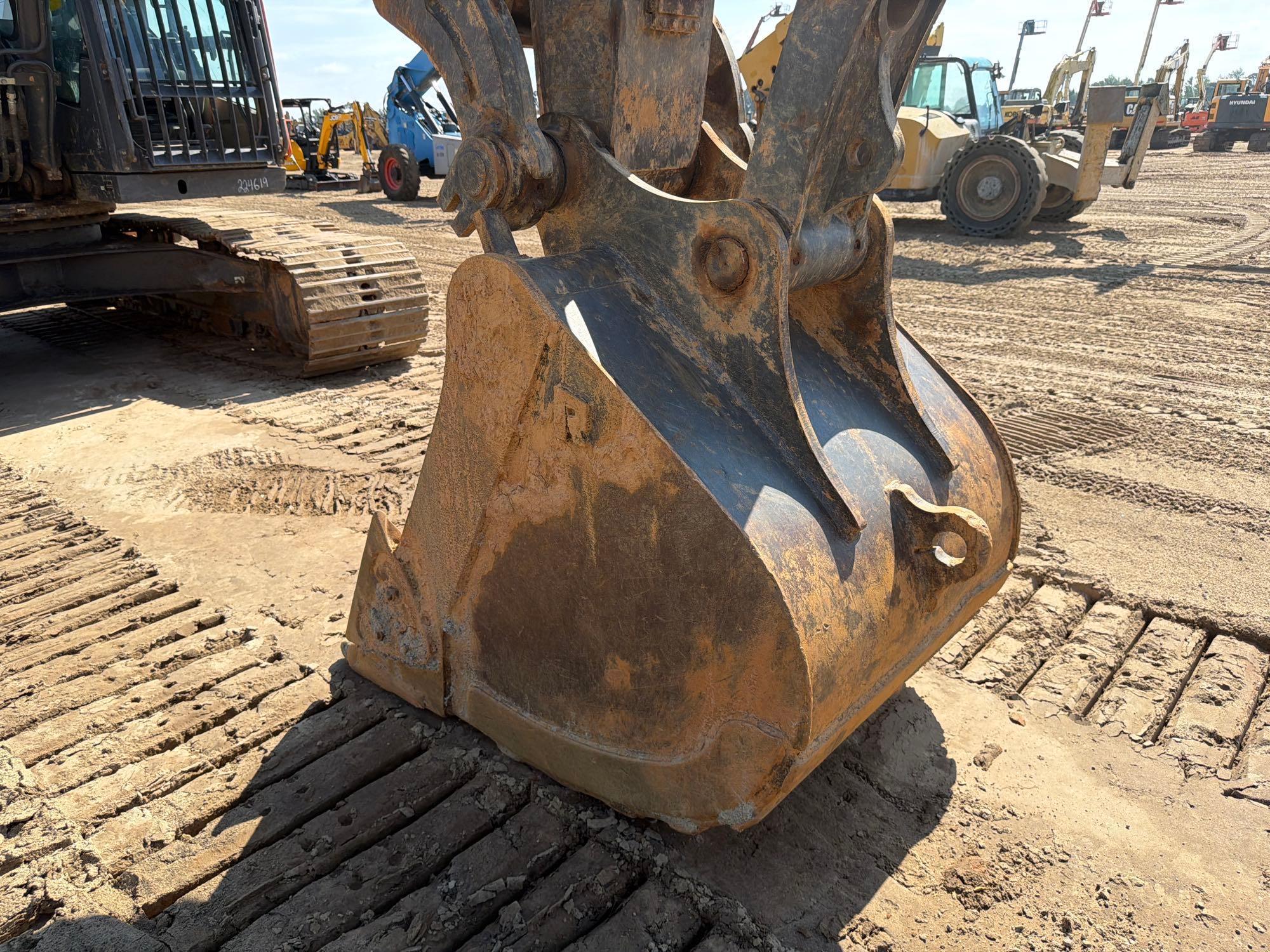 2023 Volvo EC200
