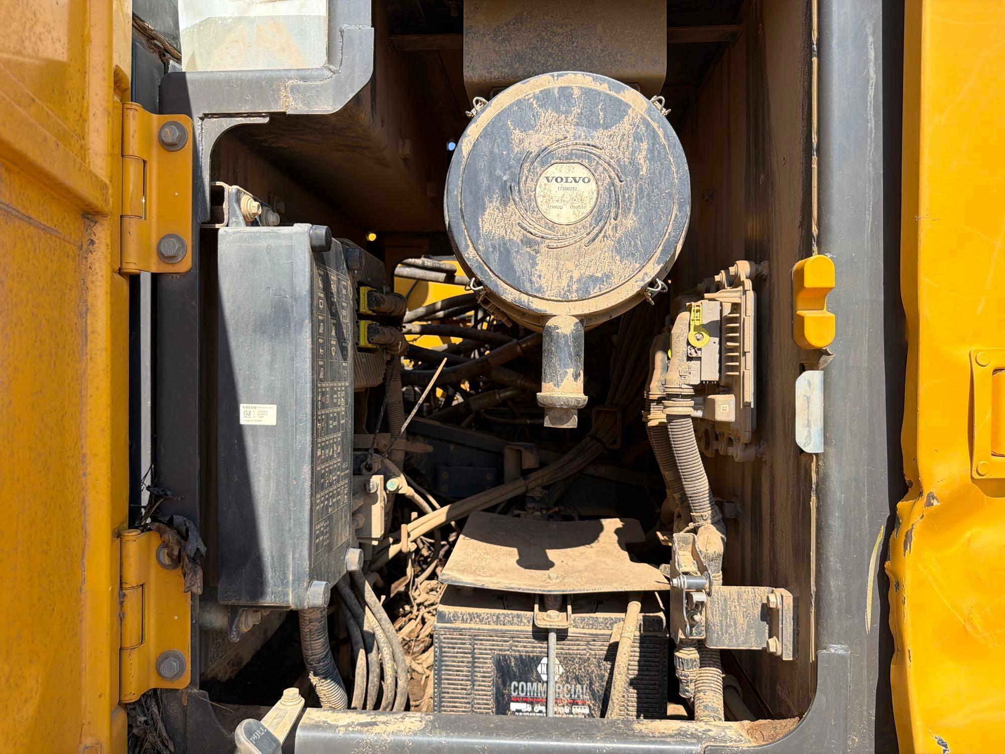 2023 Volvo EC200