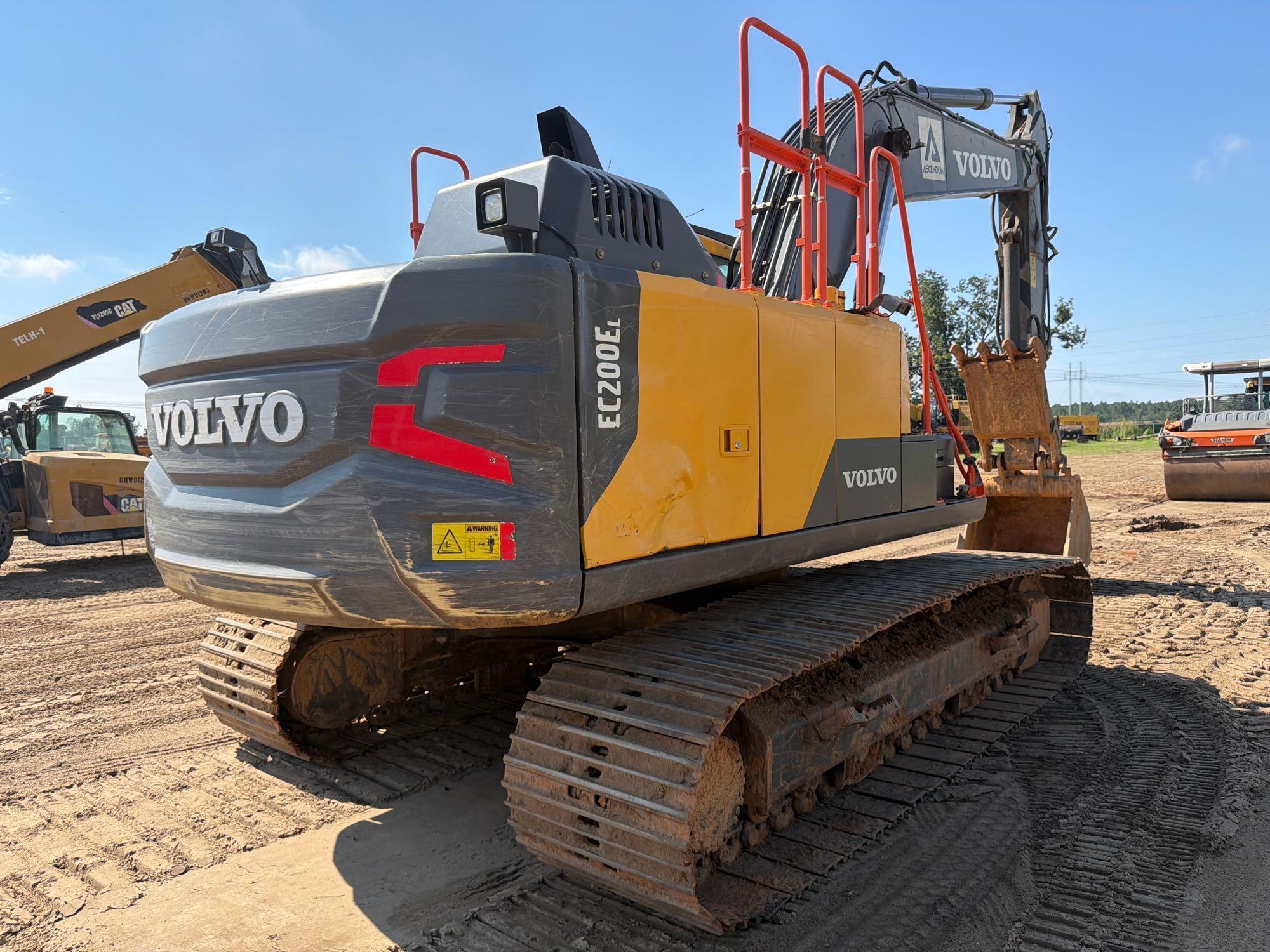2023 Volvo EC200