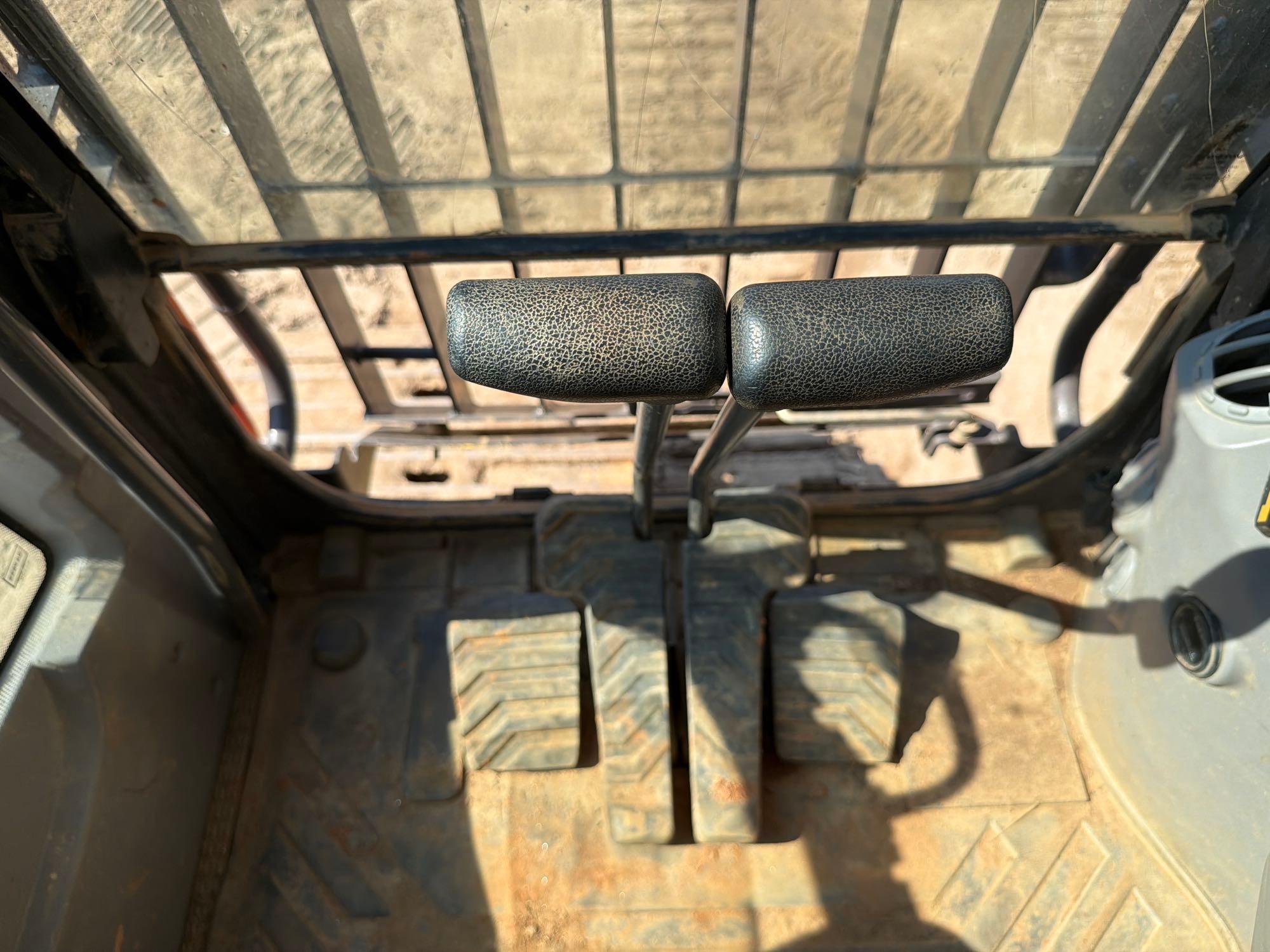 2023 Volvo EC200