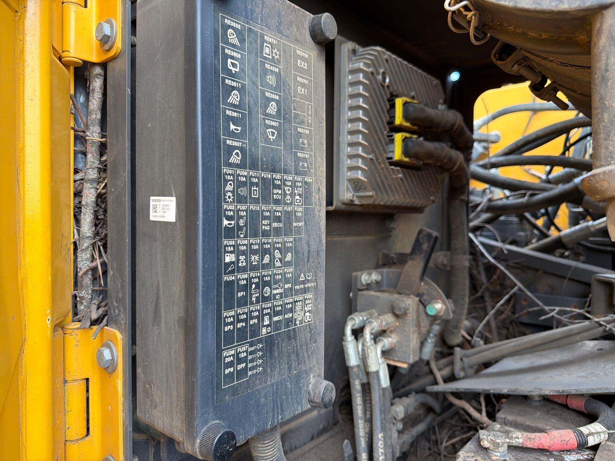 2023 Volvo EC200
