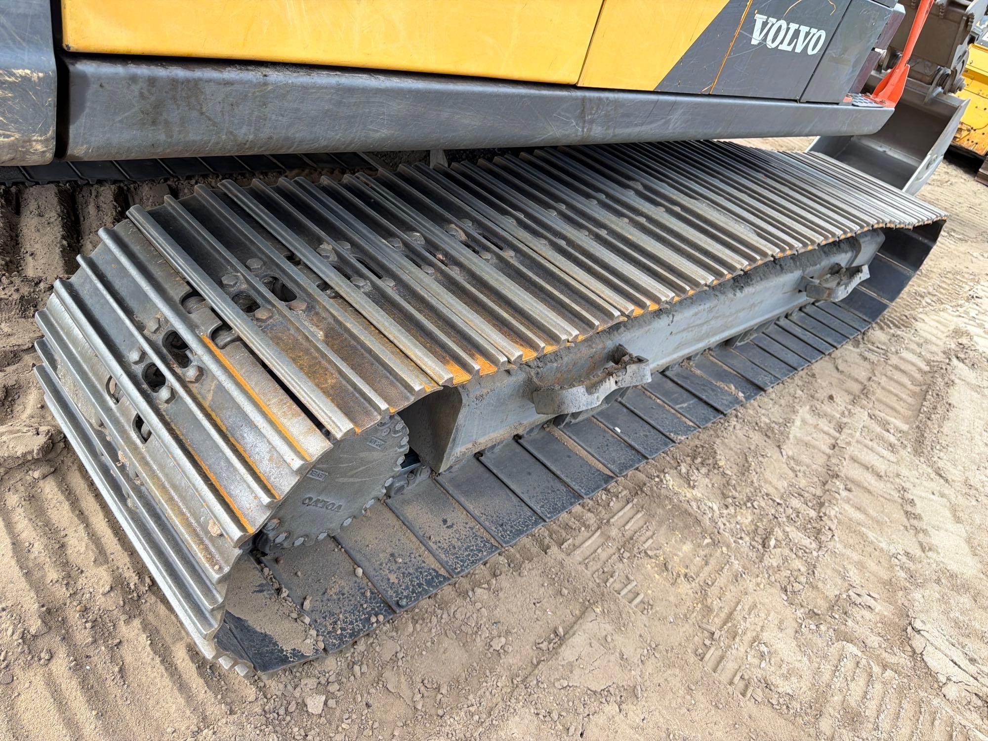 2023 Volvo EC200