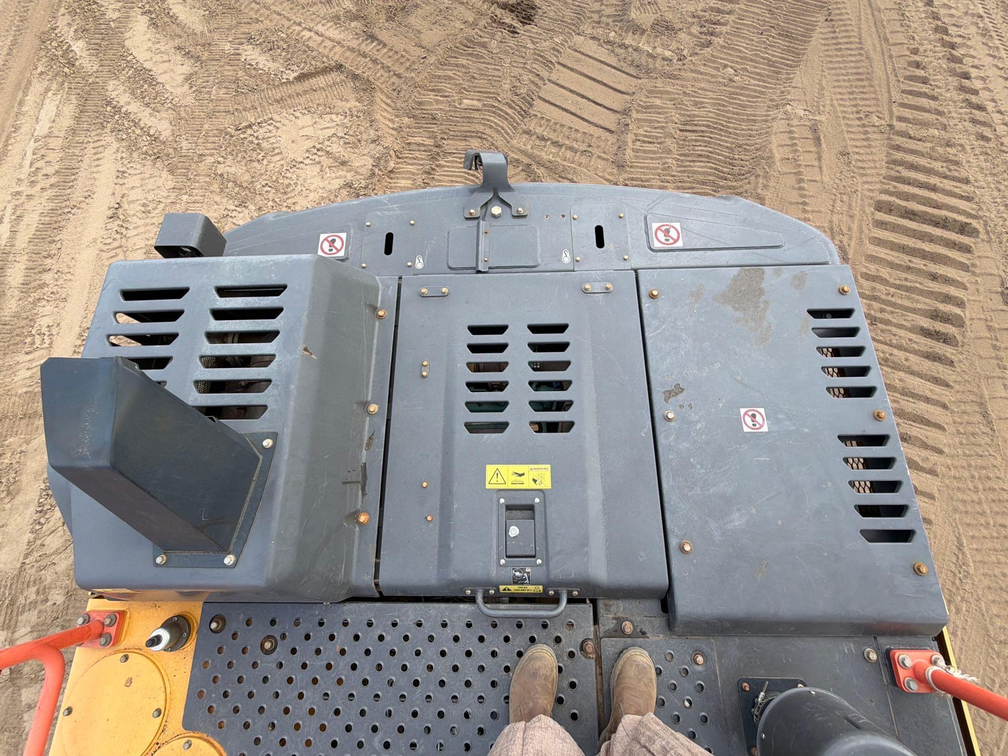 2023 Volvo EC200