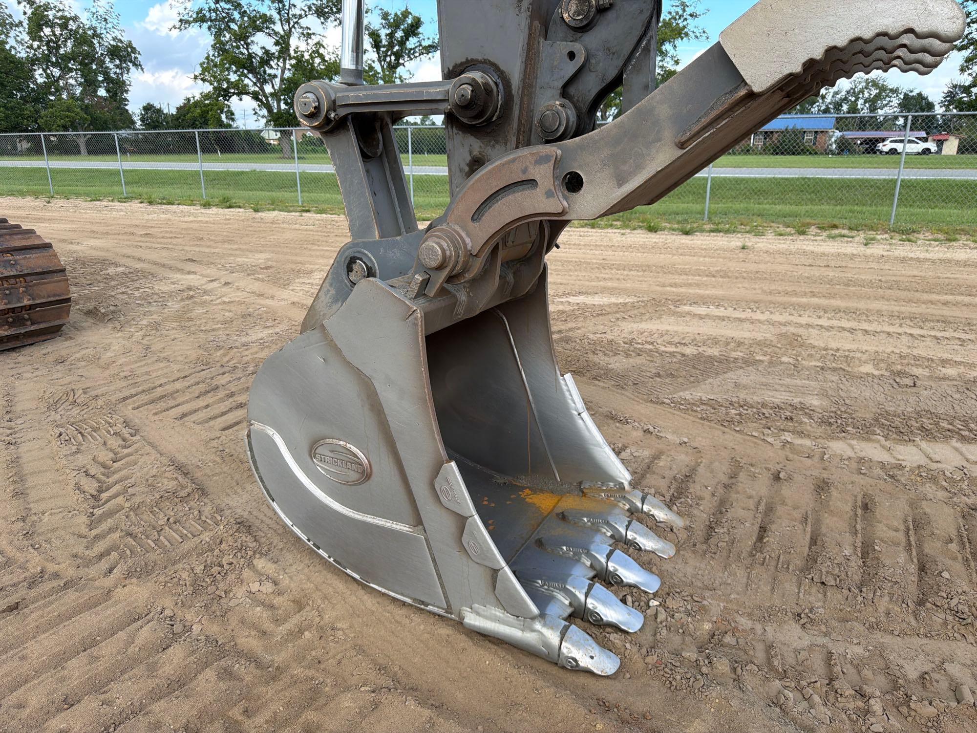 2023 Volvo EC200