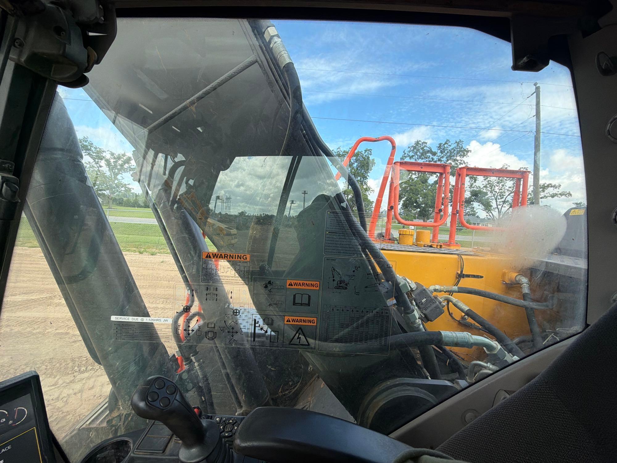 2023 Volvo EC200