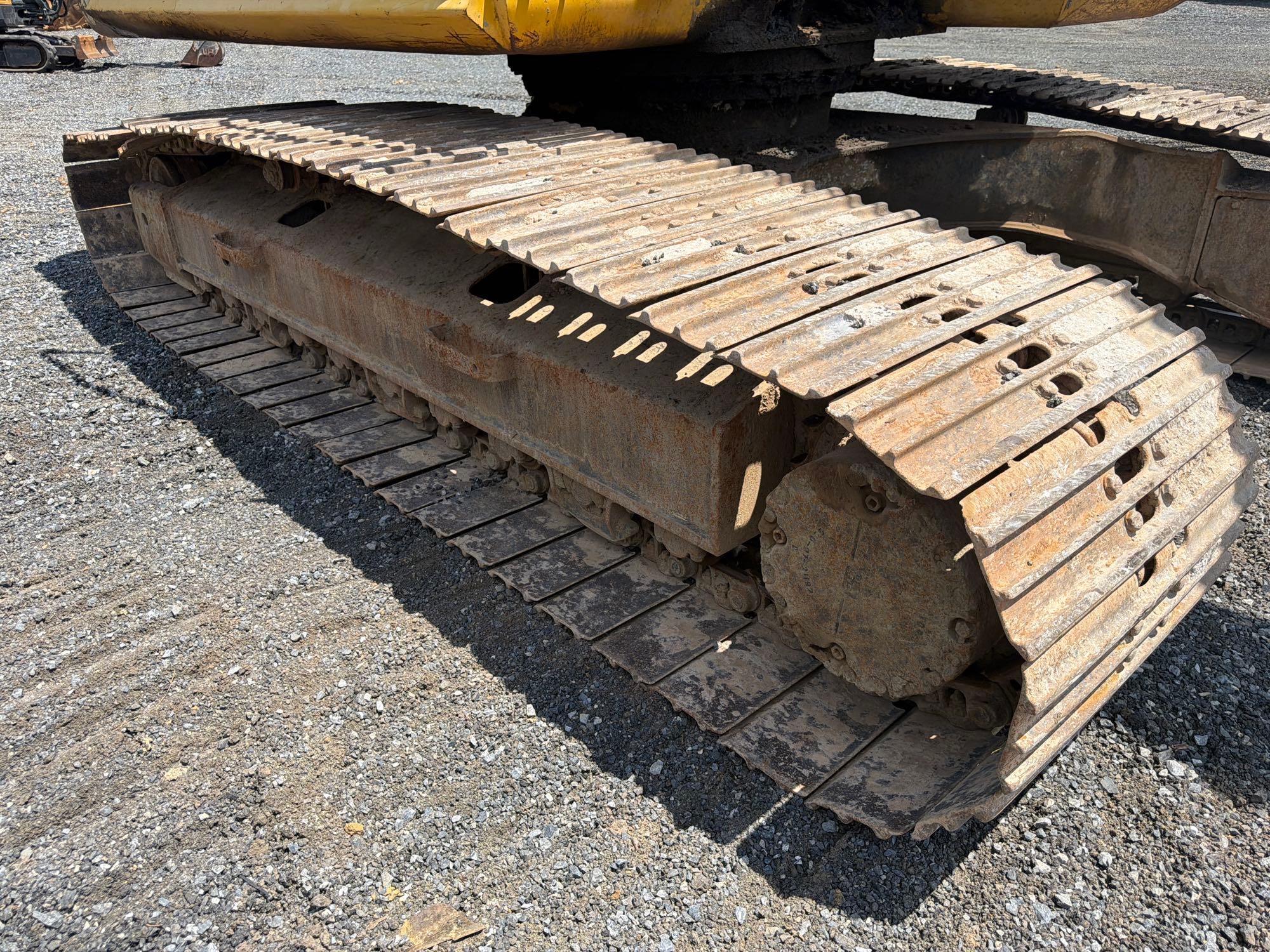 2006 Komatsu PC220LC-8