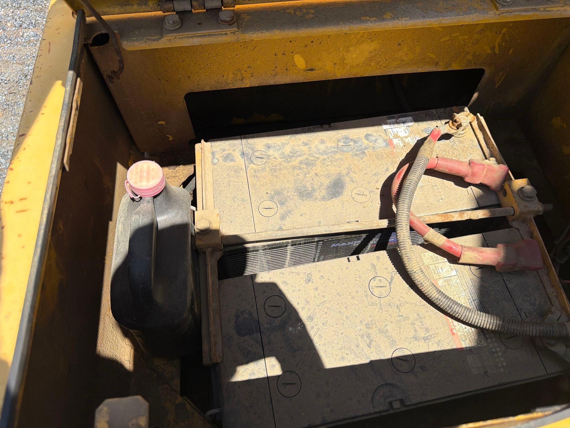 2006 Komatsu PC220LC-8