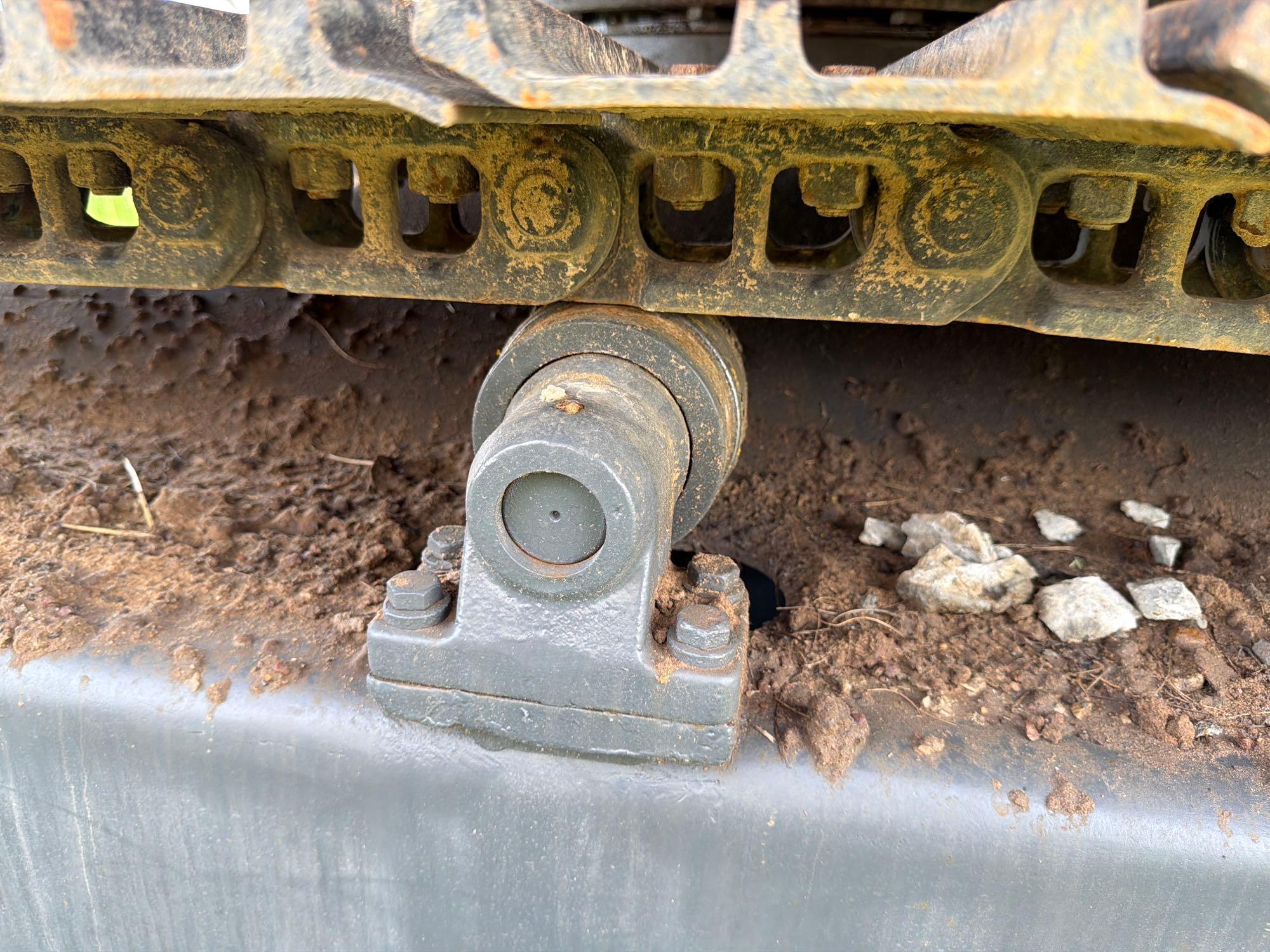 2011 Komatsu PC70