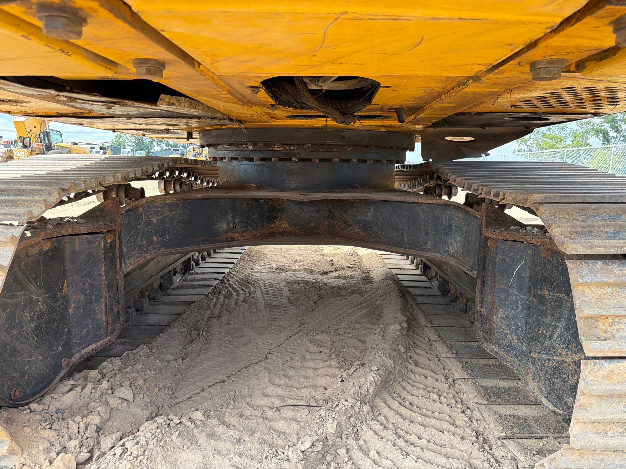 2006 John Deere 160C LC