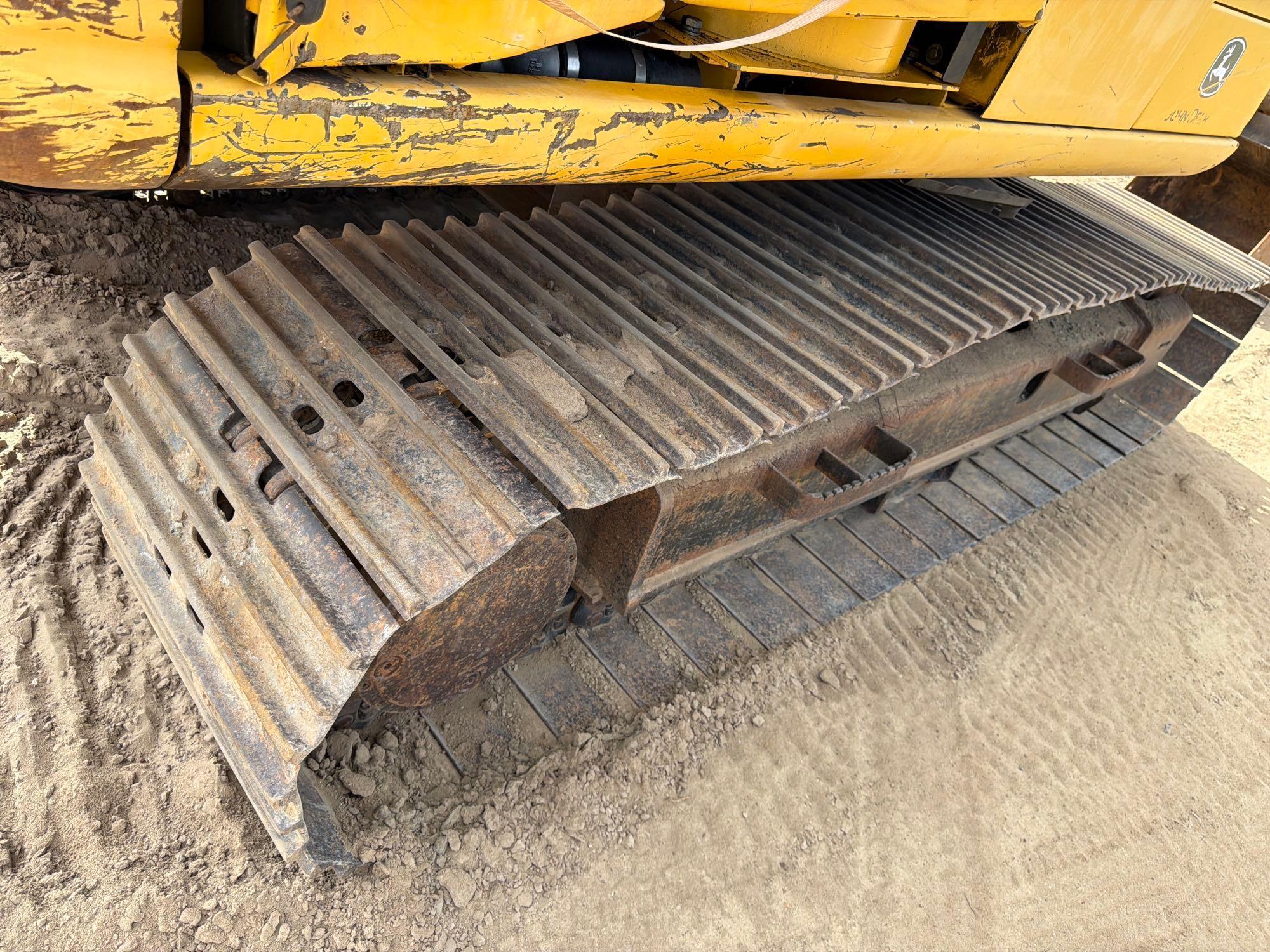 2006 John Deere 160C LC