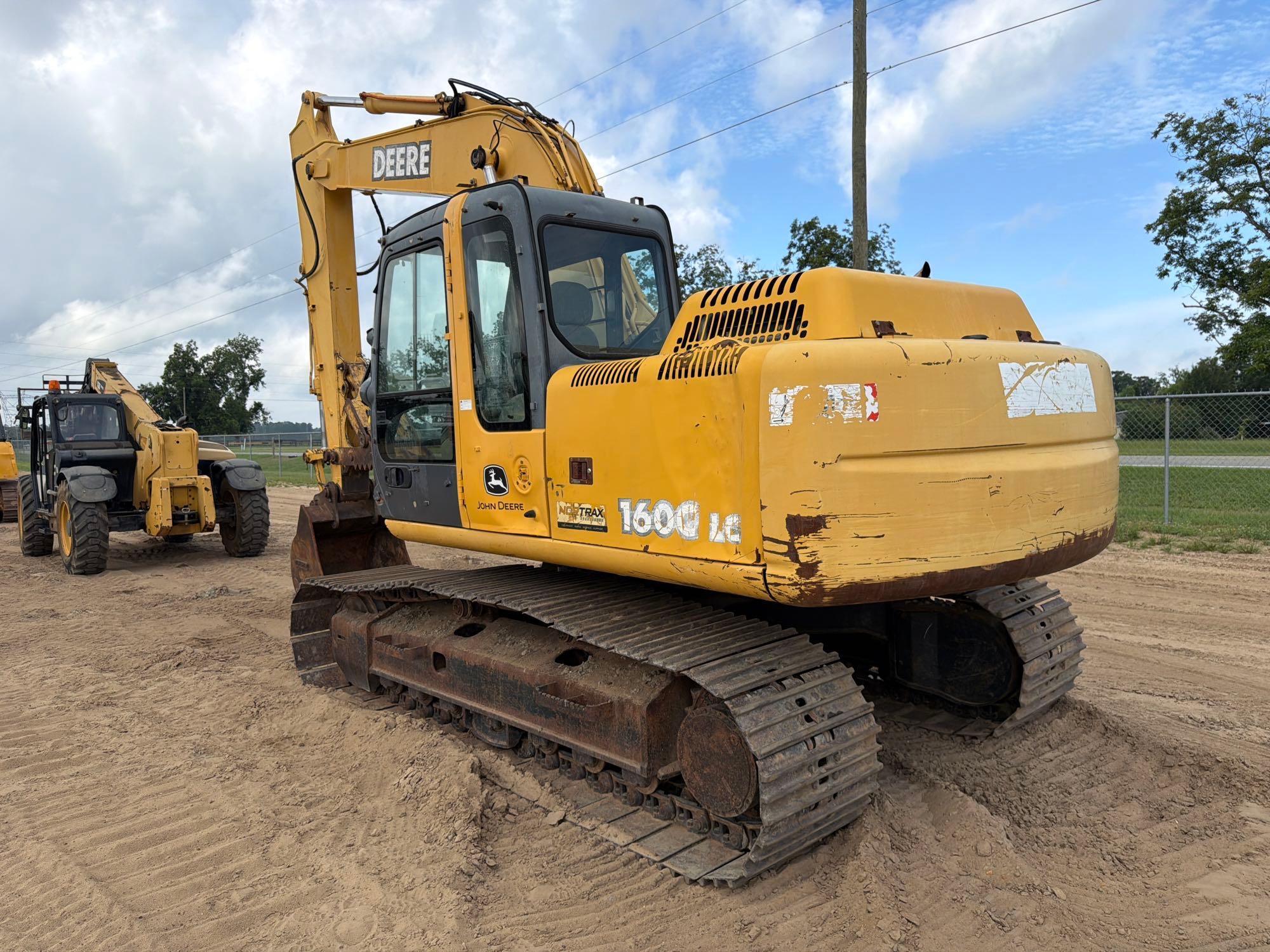2006 John Deere 160C LC