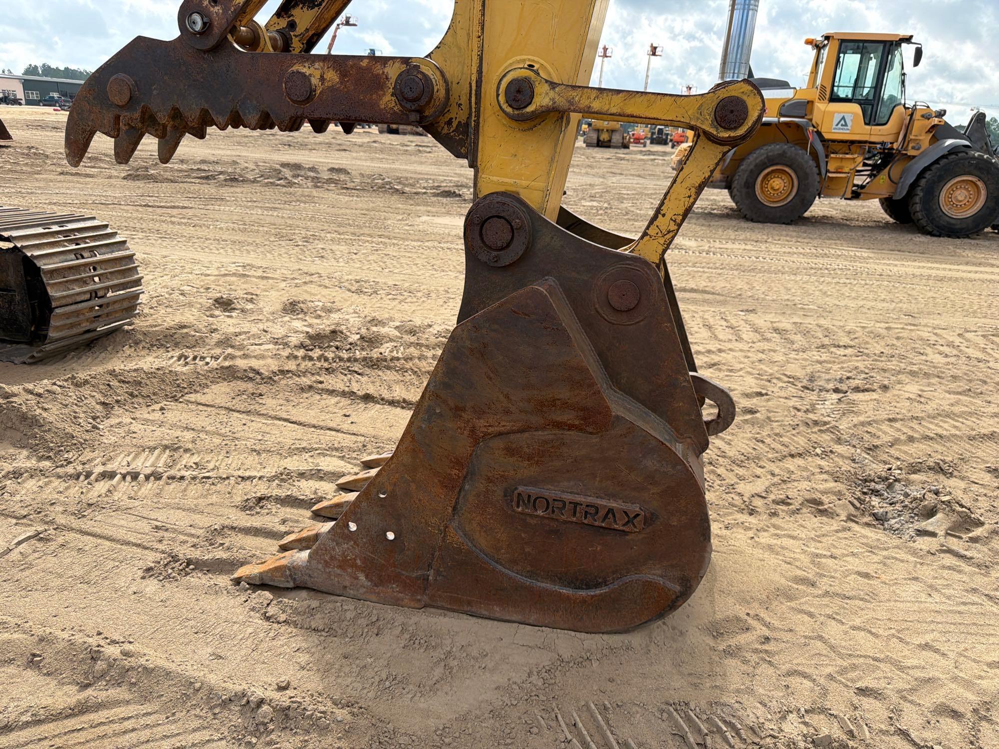 2006 John Deere 160C LC