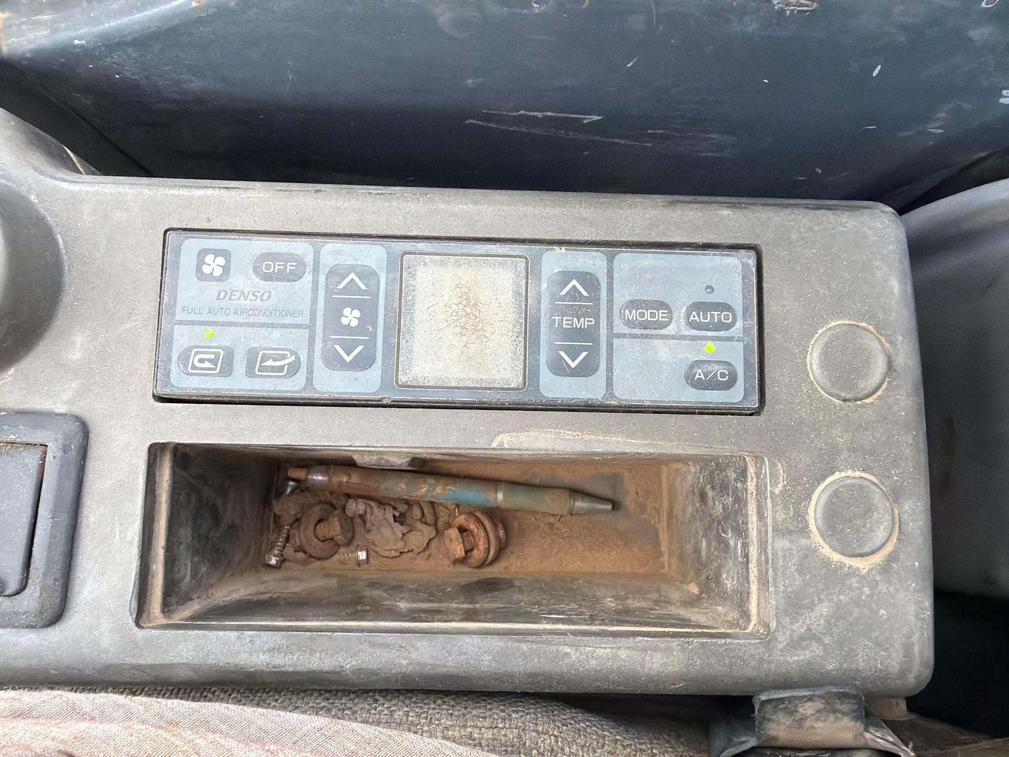 2006 John Deere 160C LC