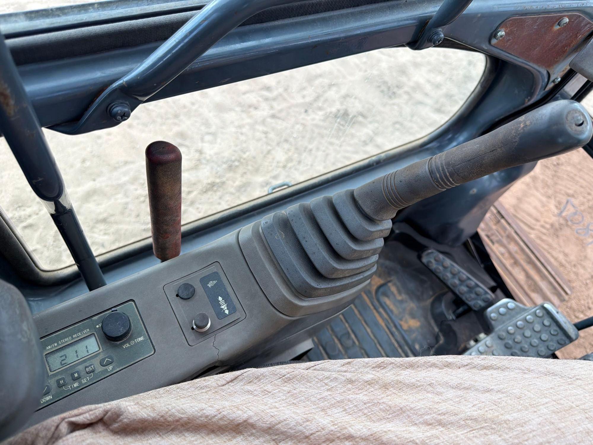 2006 John Deere 160C LC