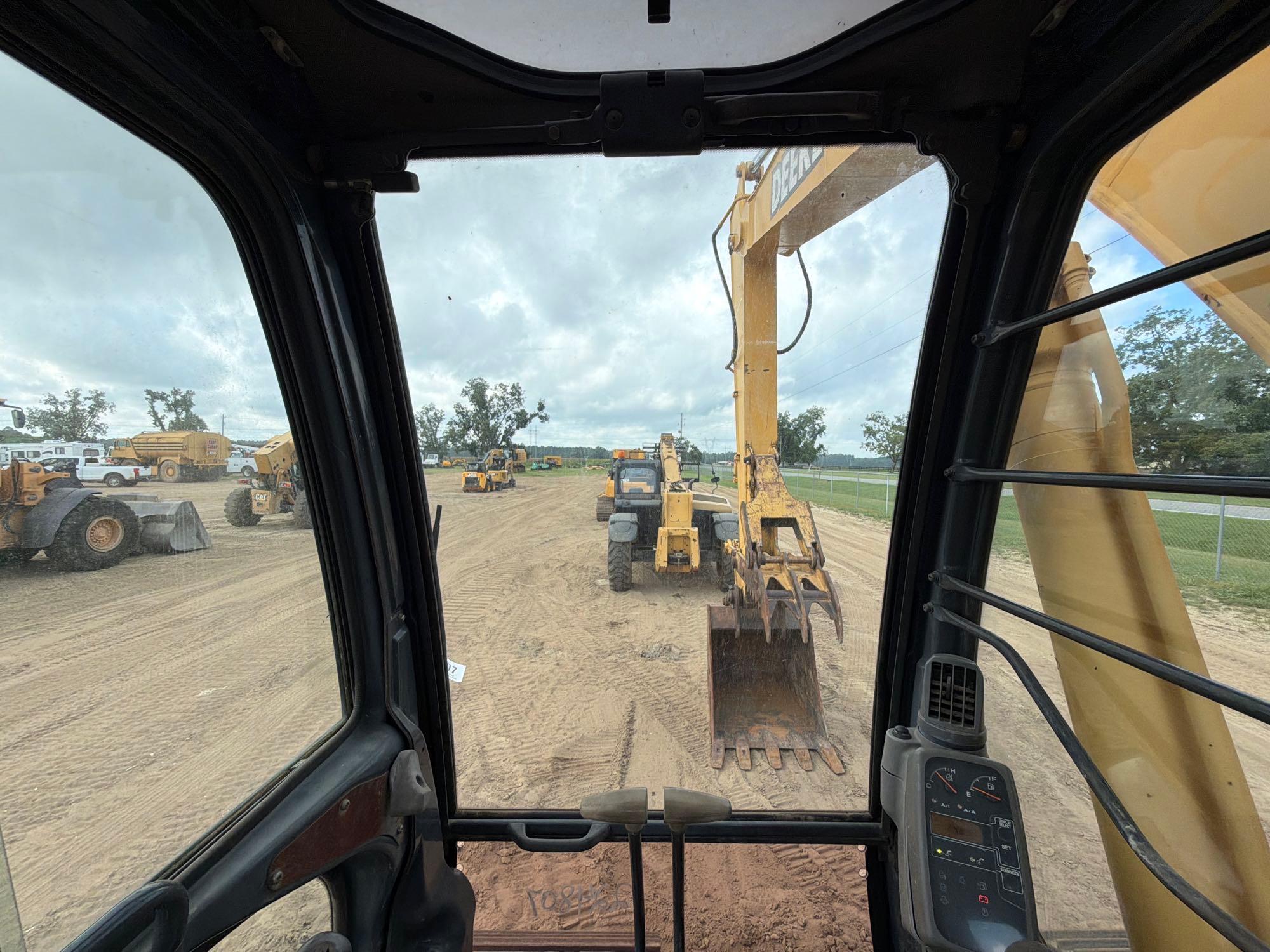 2006 John Deere 160C LC