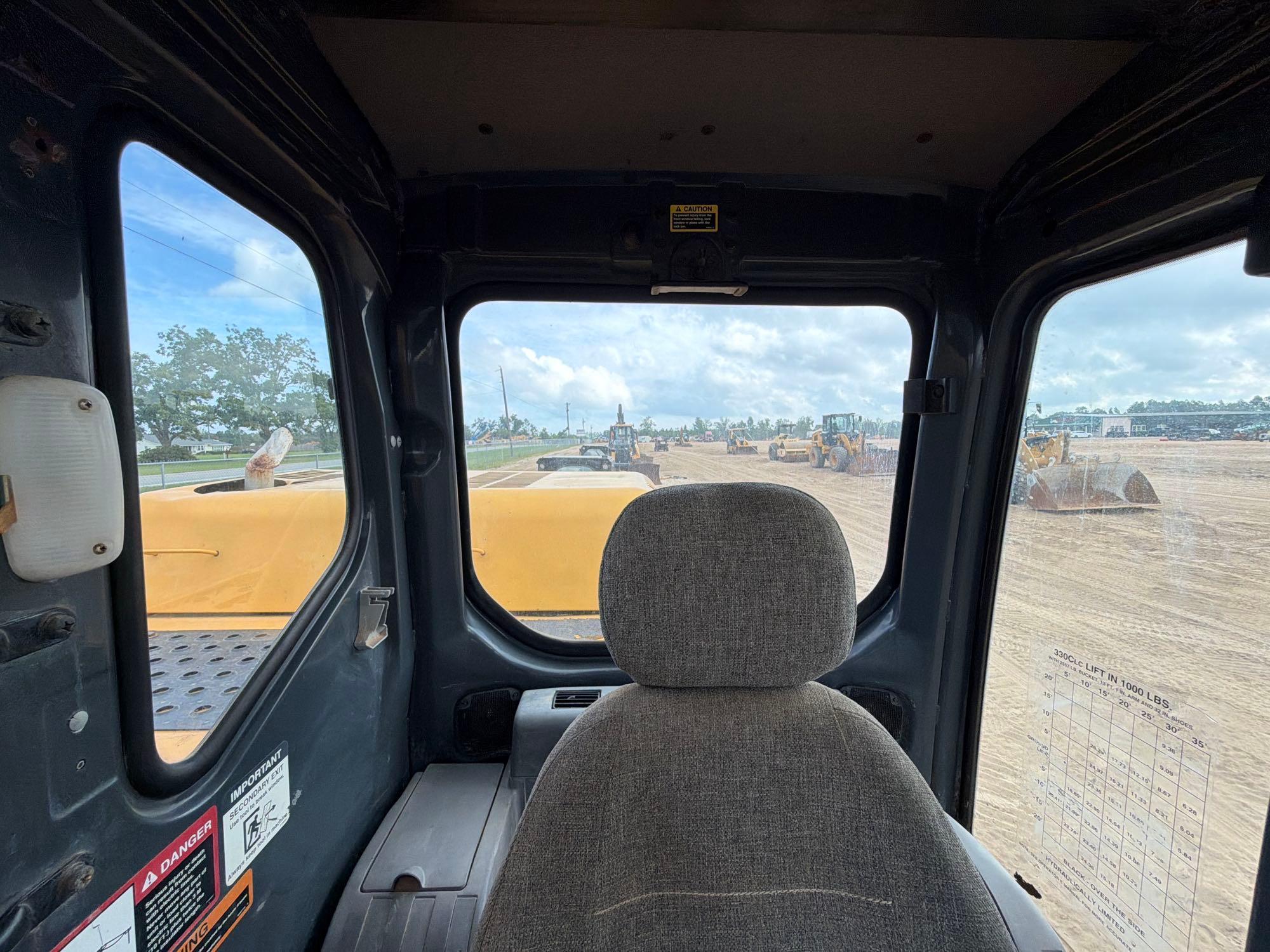 2006 John Deere 160C LC