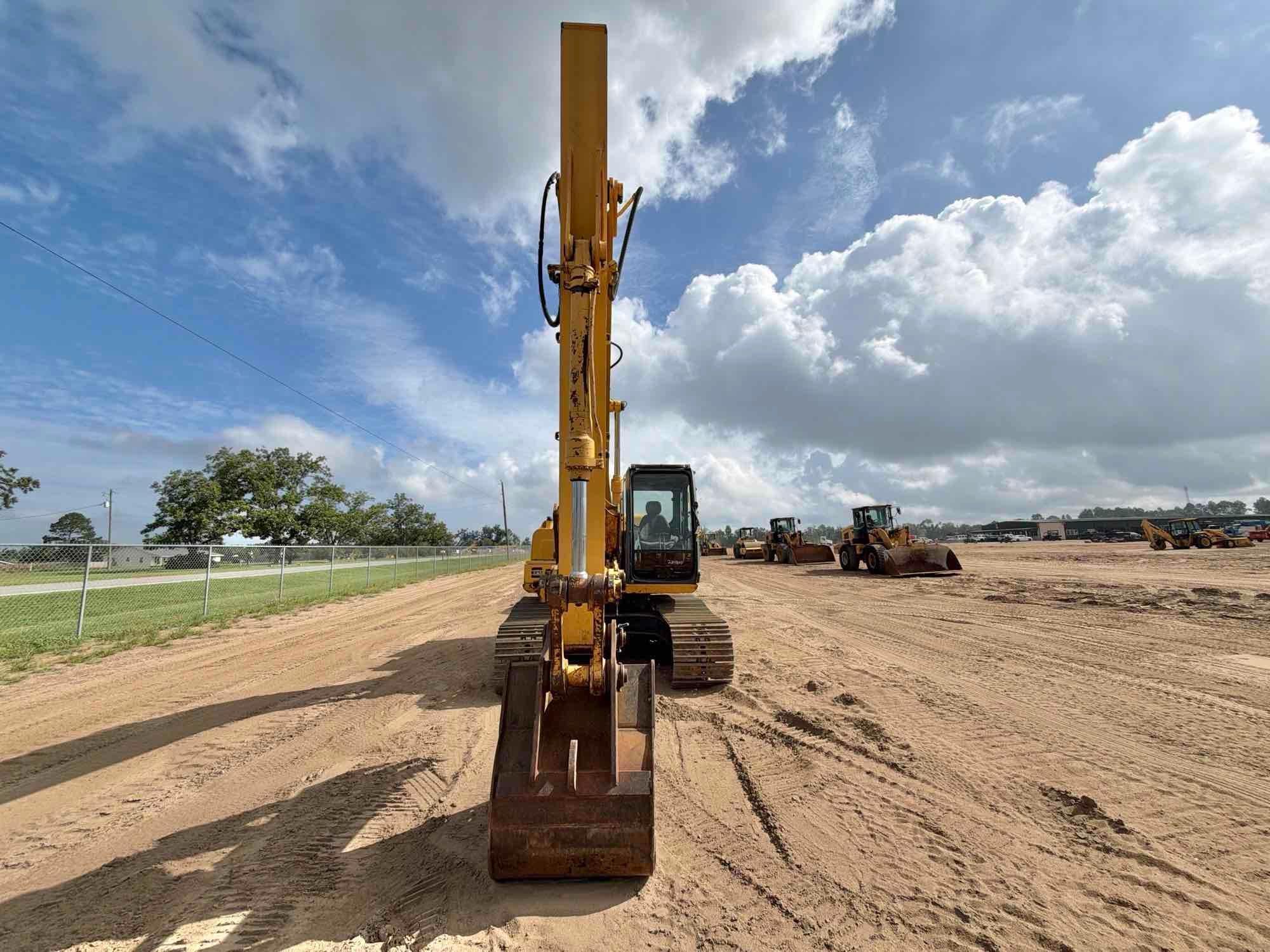 2006 John Deere 160C LC