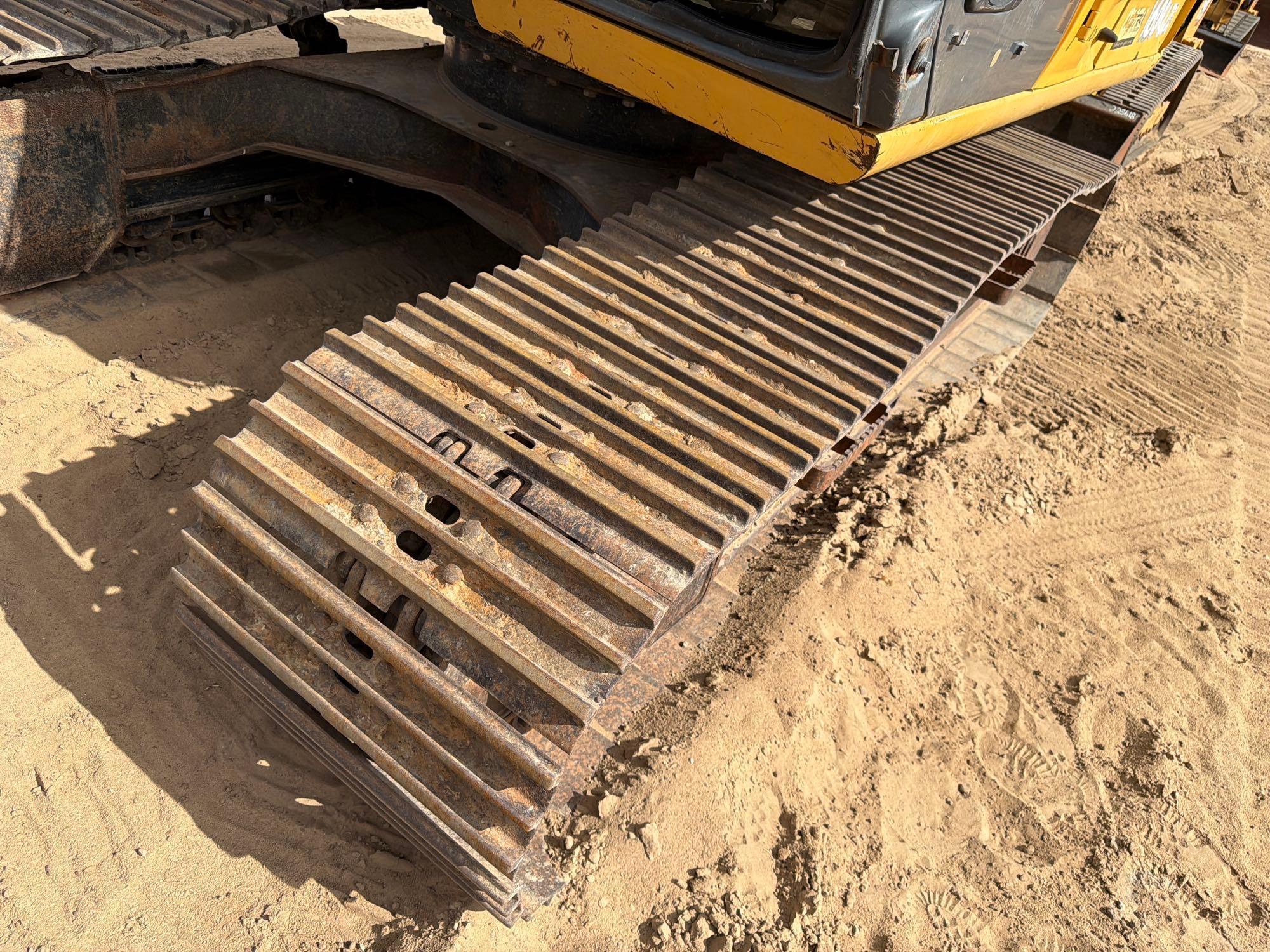 2006 John Deere 160C LC