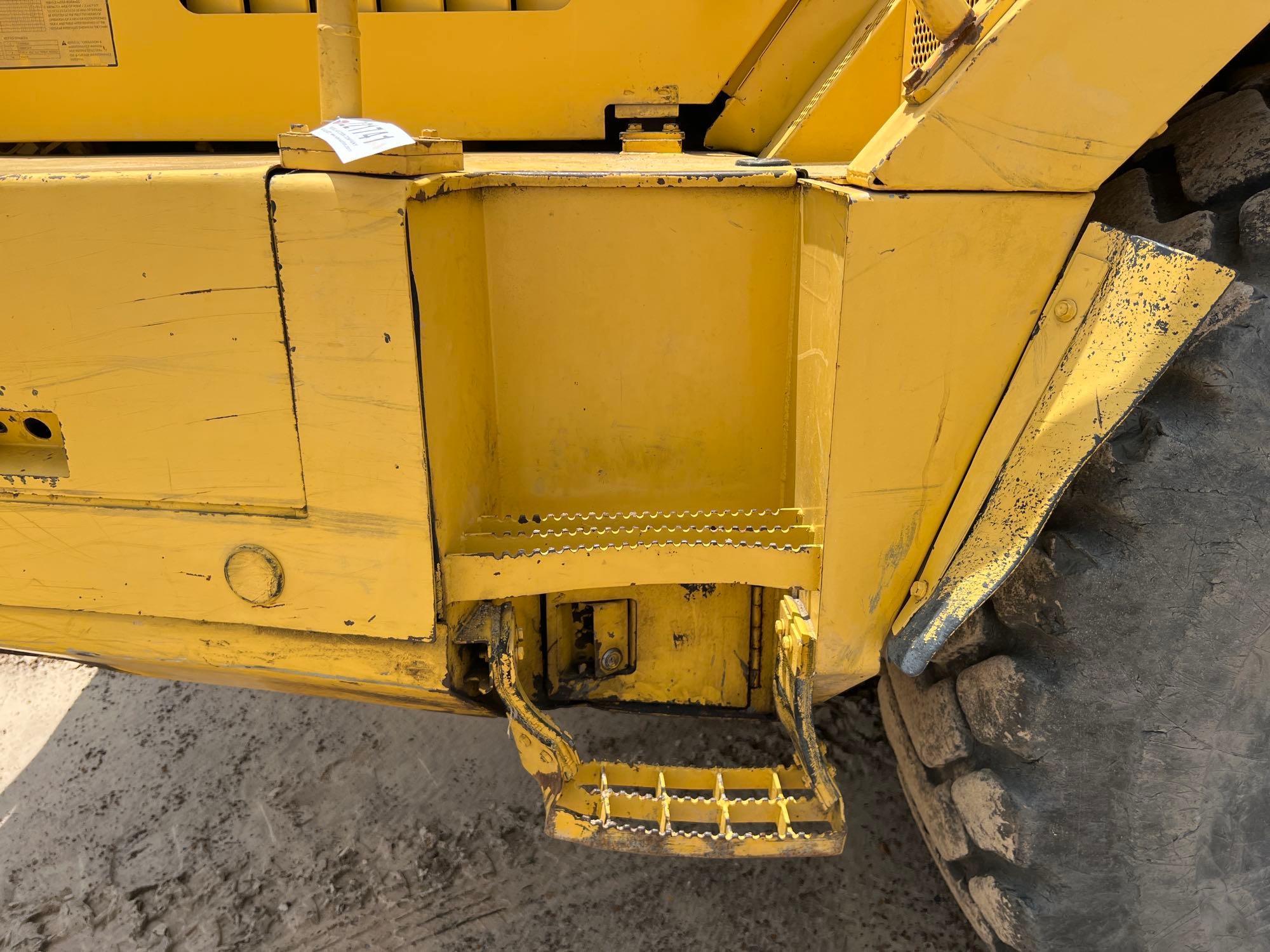2005 Komatsu HM300-1