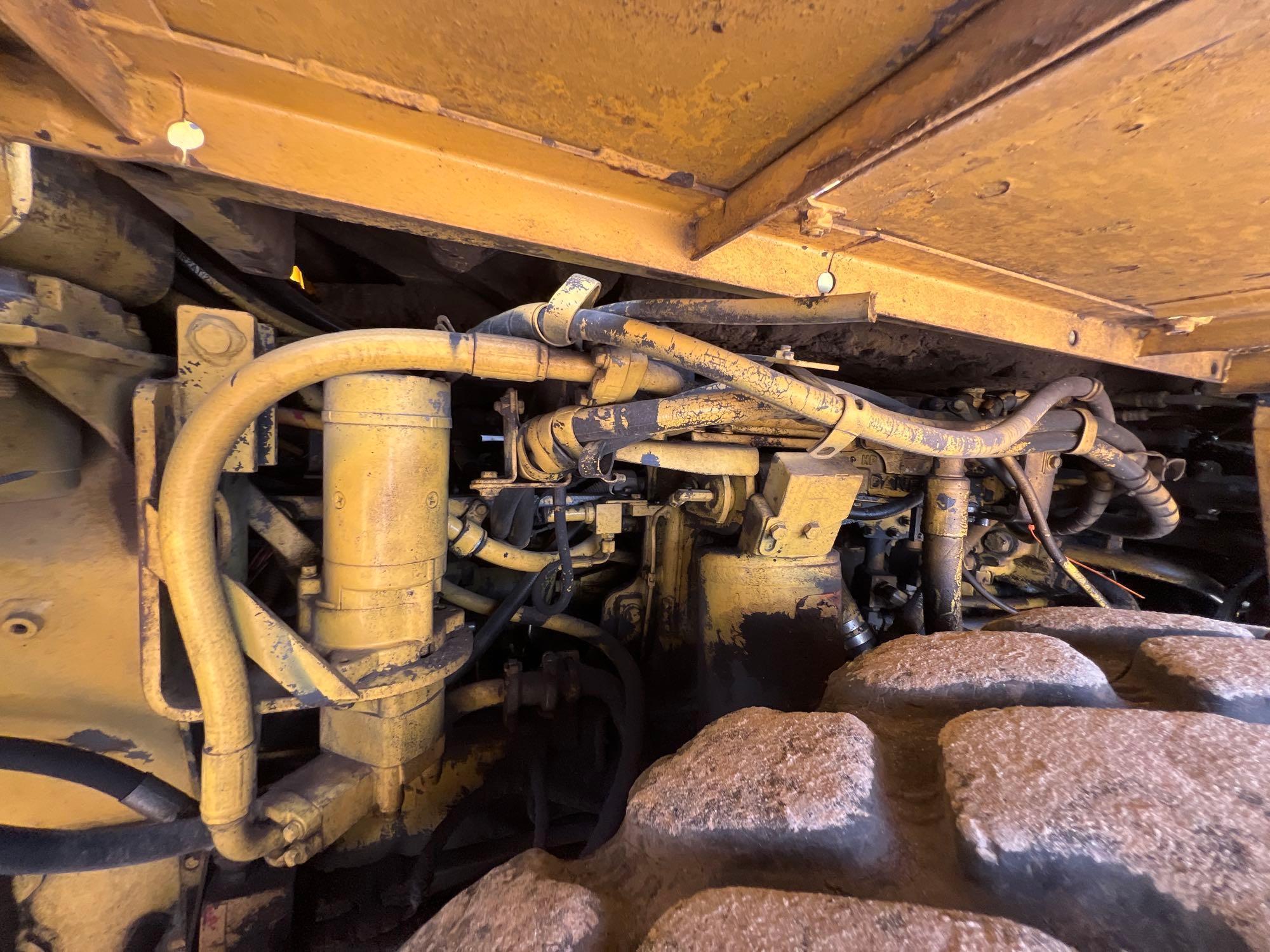 2005 Komatsu HM300-1
