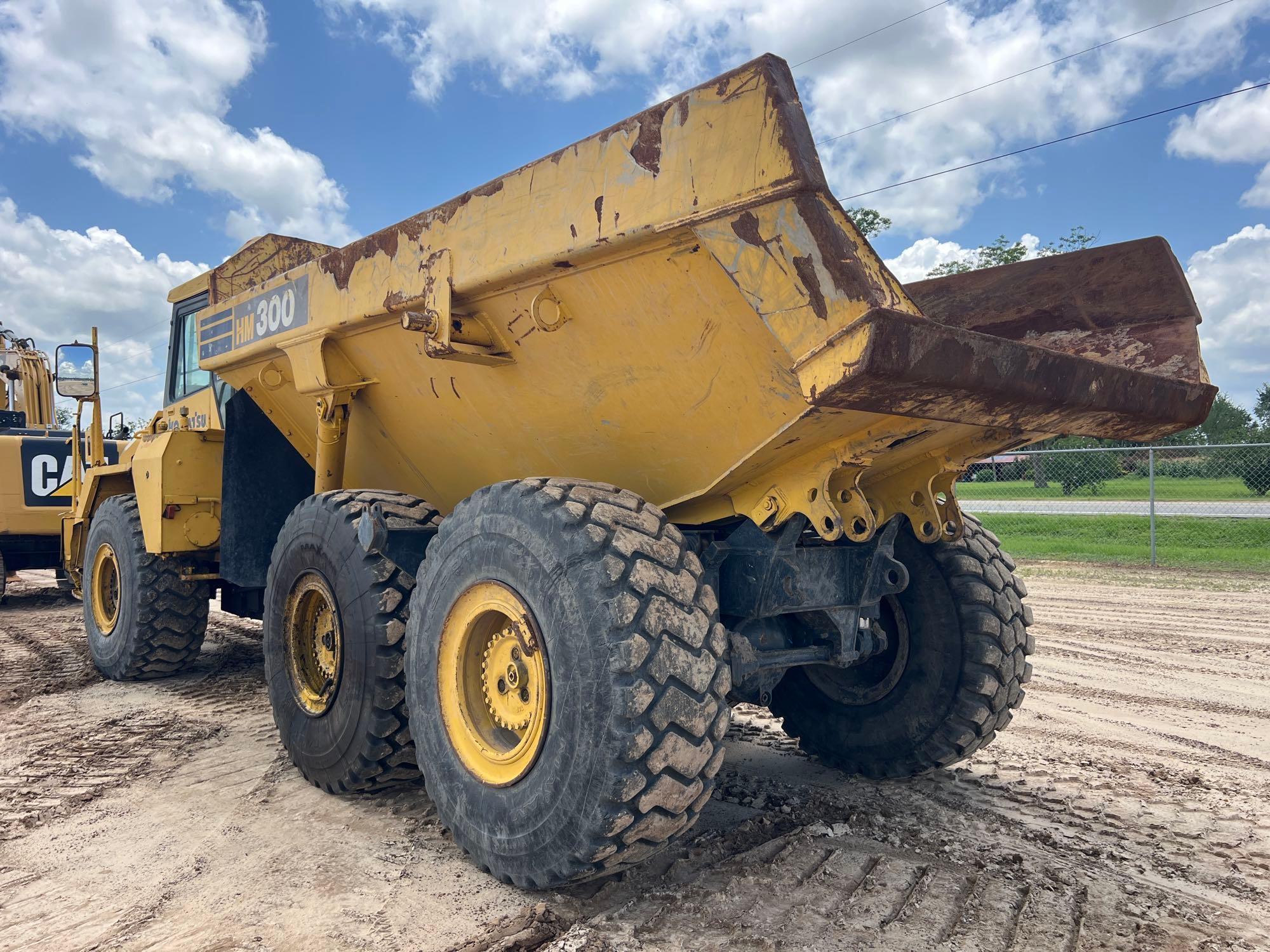 2005 Komatsu HM300-1