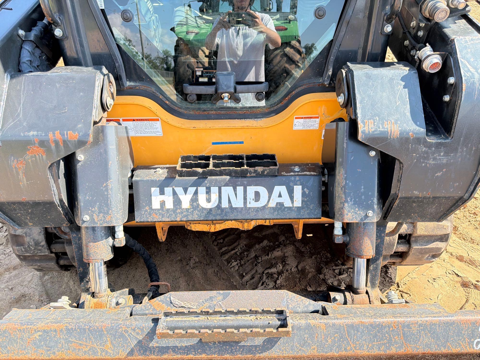 2023 Hyundai HT100